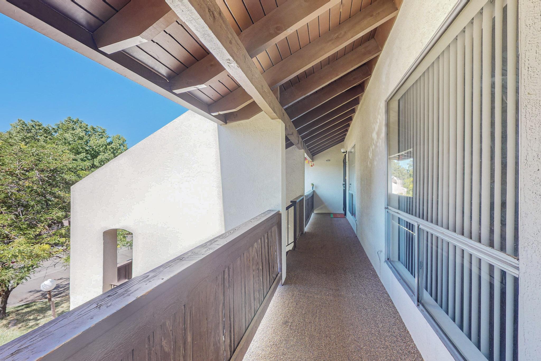 Homes for sale in Albuquerque, NM | 1601 Pennsylvania St Ne #Q10, Albuquerque, NM 87110 | MLS# 1097304