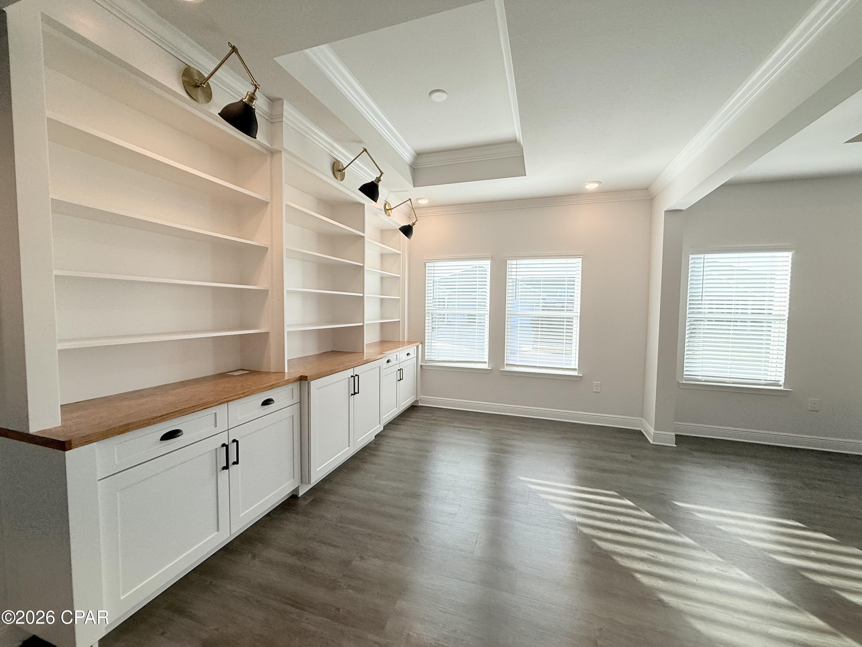 Image 2 For 453 Albert Meadow Lane