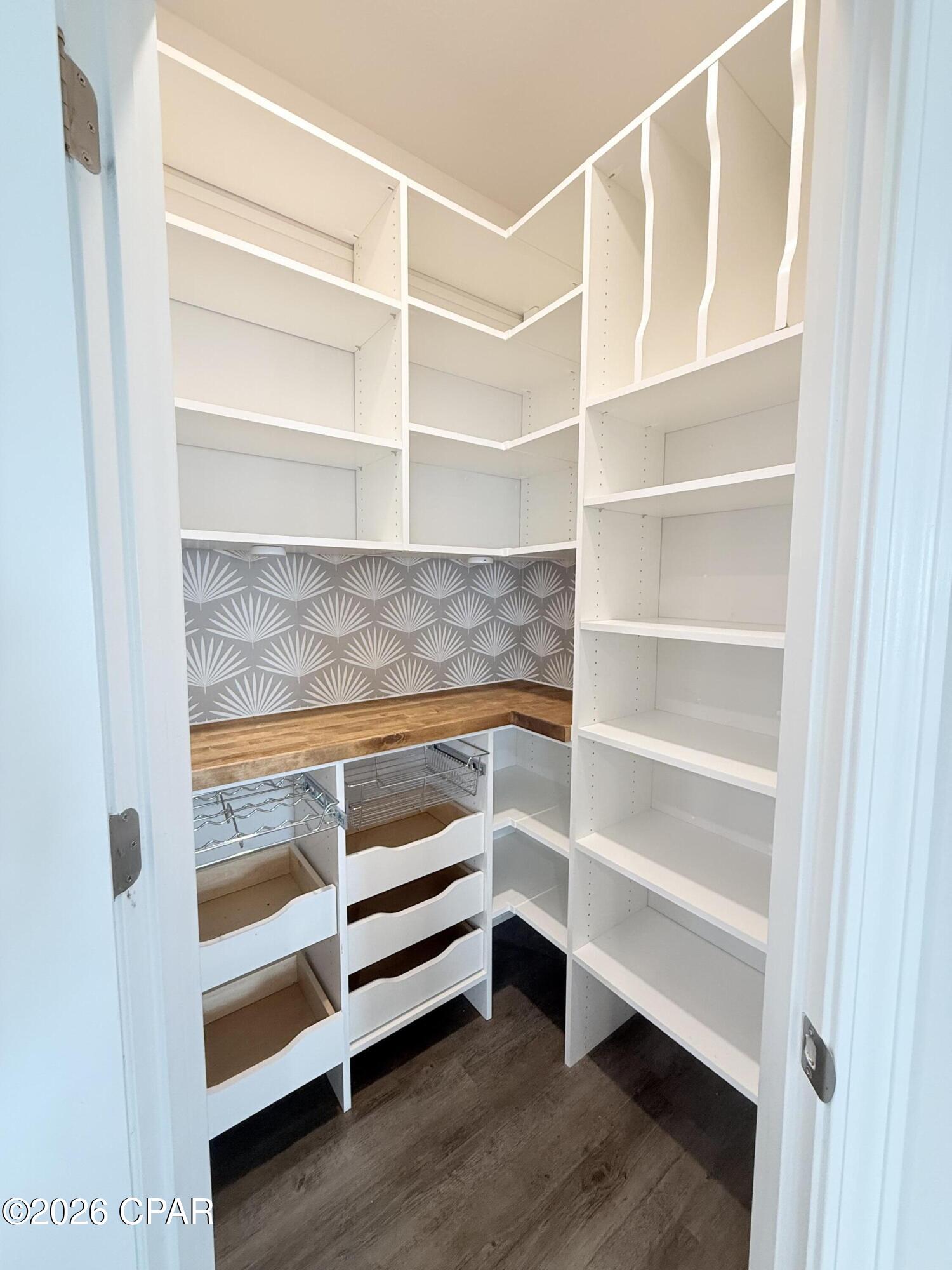 Image 7 For 453 Albert Meadow Lane