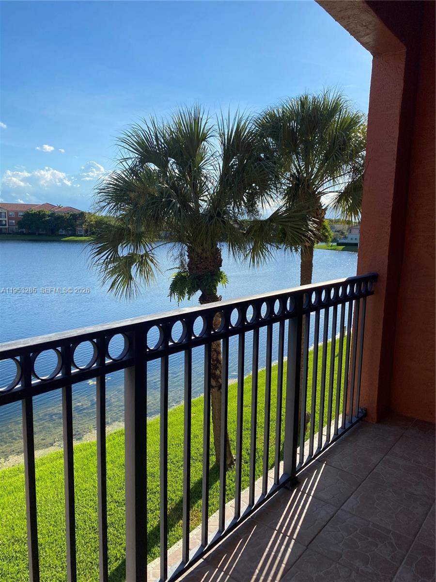 El-Ad Villaggio Condo Bld