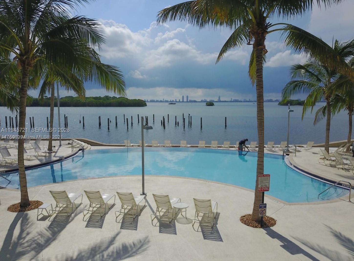 Nirvana Condo No Four Con