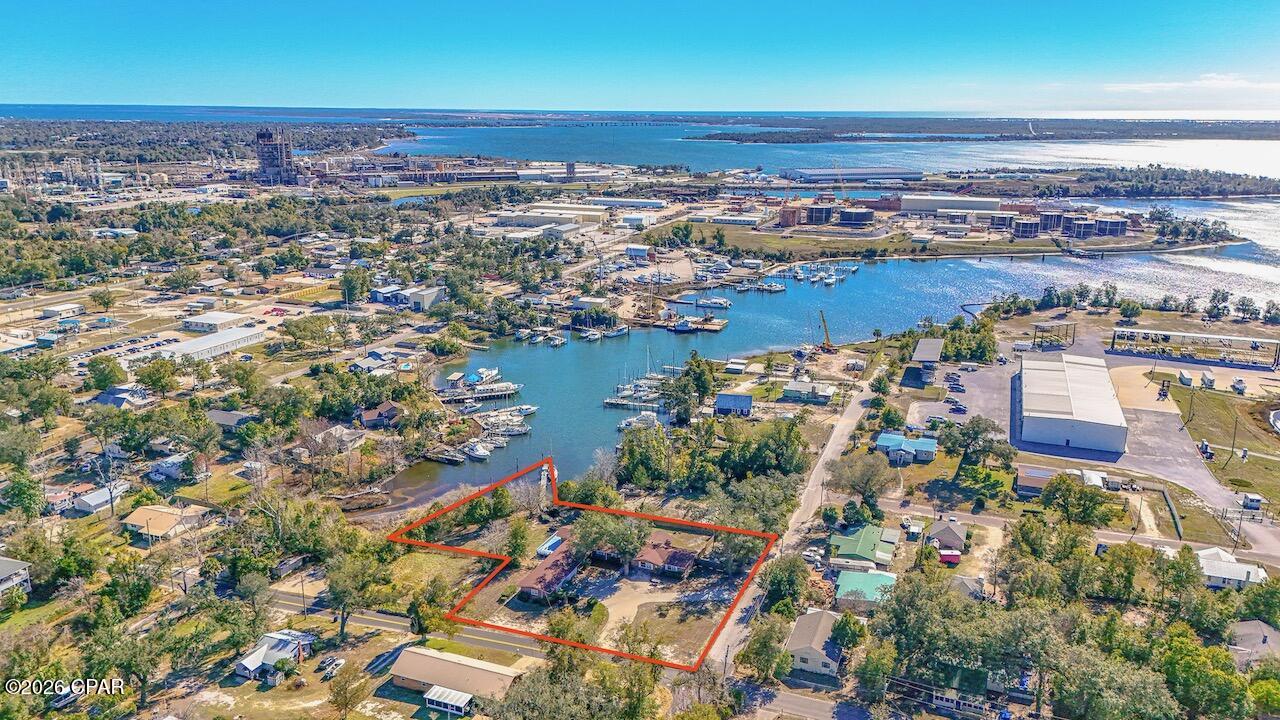 Image 17 For 2402 2nd Court