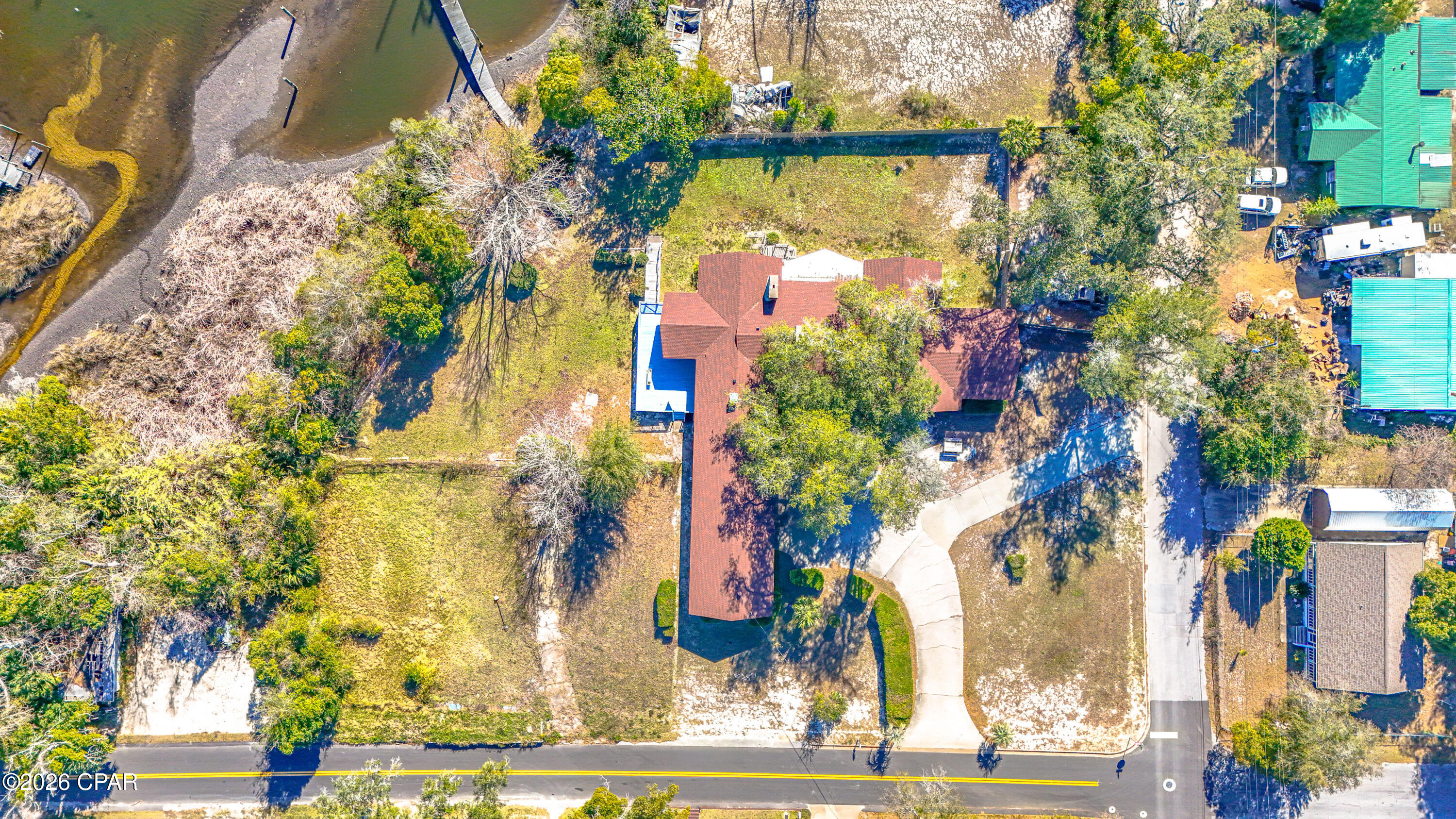 Image 27 For 2402 2nd Court