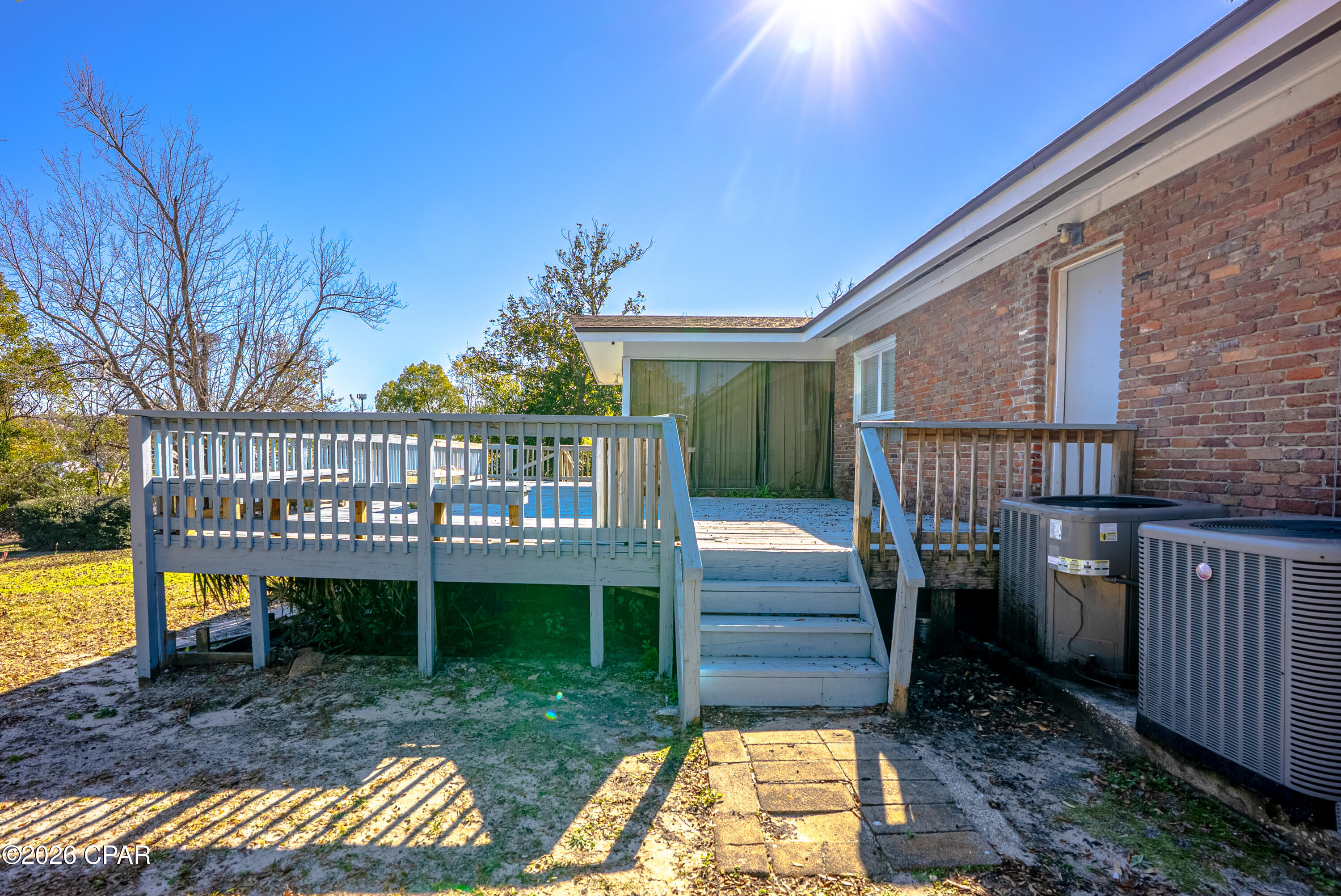 Image 6 For 2402 2nd Court