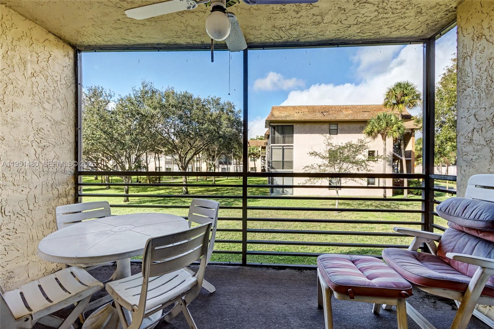 Lakes Of Carriage Hills