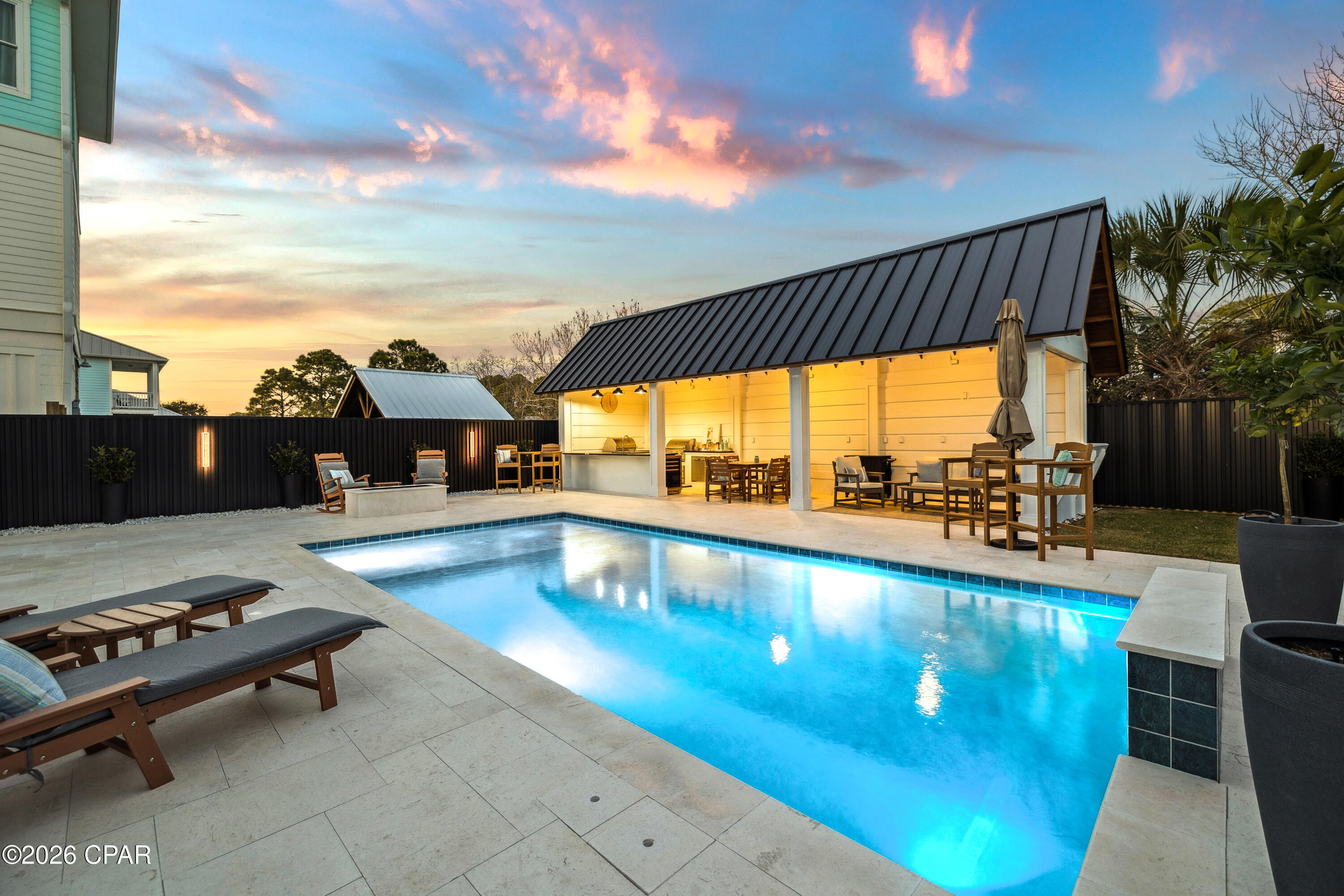 Listing photo id 4 for 5914 Sunset Avenue