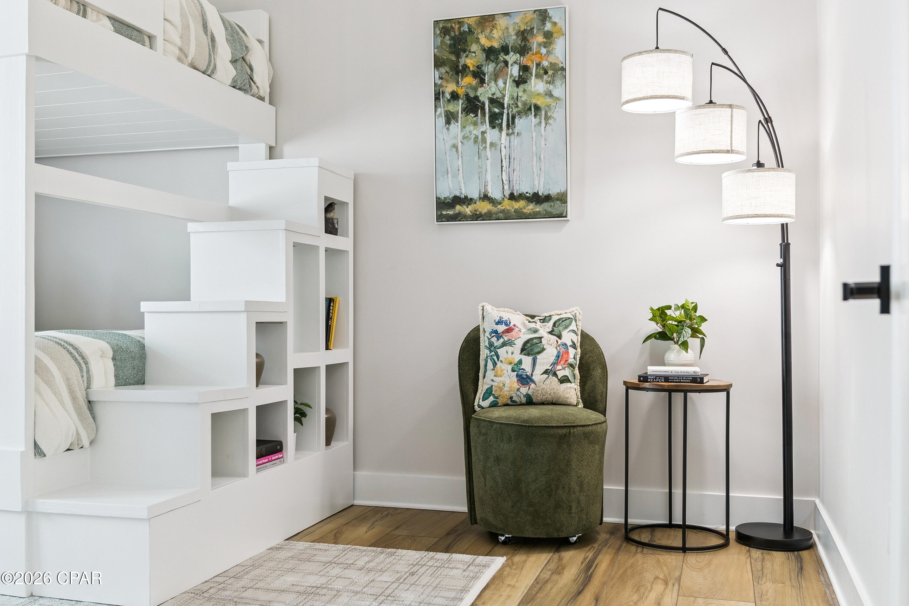 Listing photo id 41 for 5914 Sunset Avenue