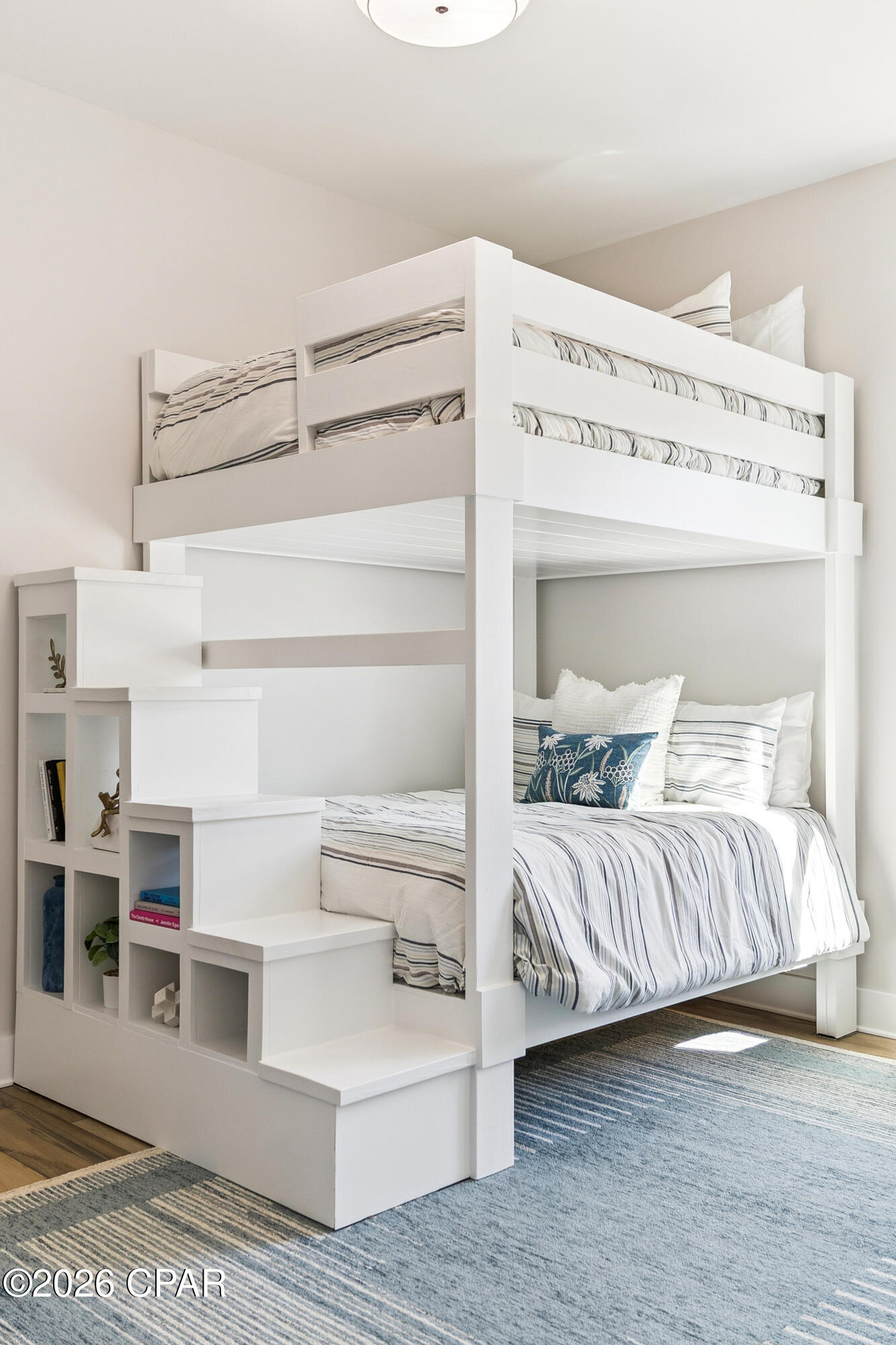 Listing photo id 45 for 5914 Sunset Avenue