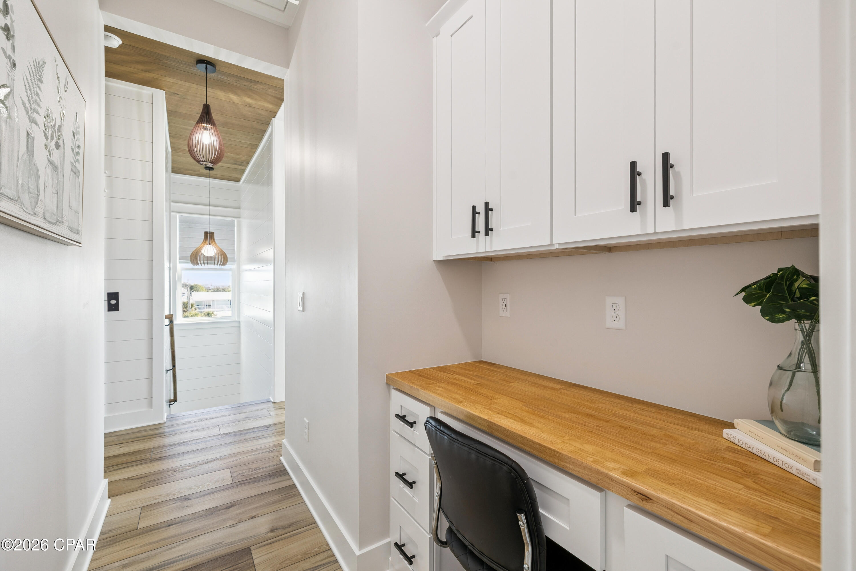 Listing photo id 66 for 5914 Sunset Avenue