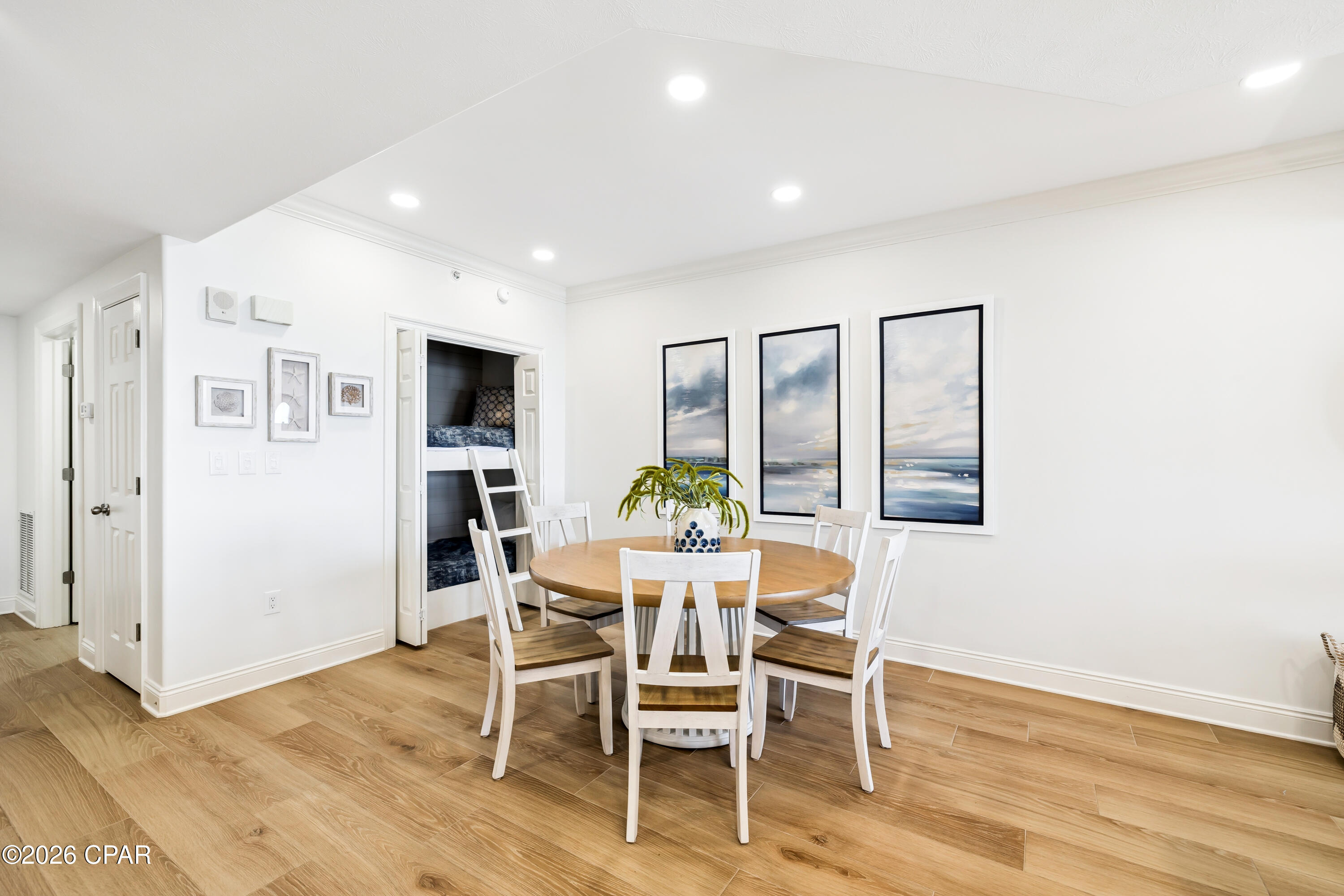 Image 20 For 5004 Thomas Drive 811