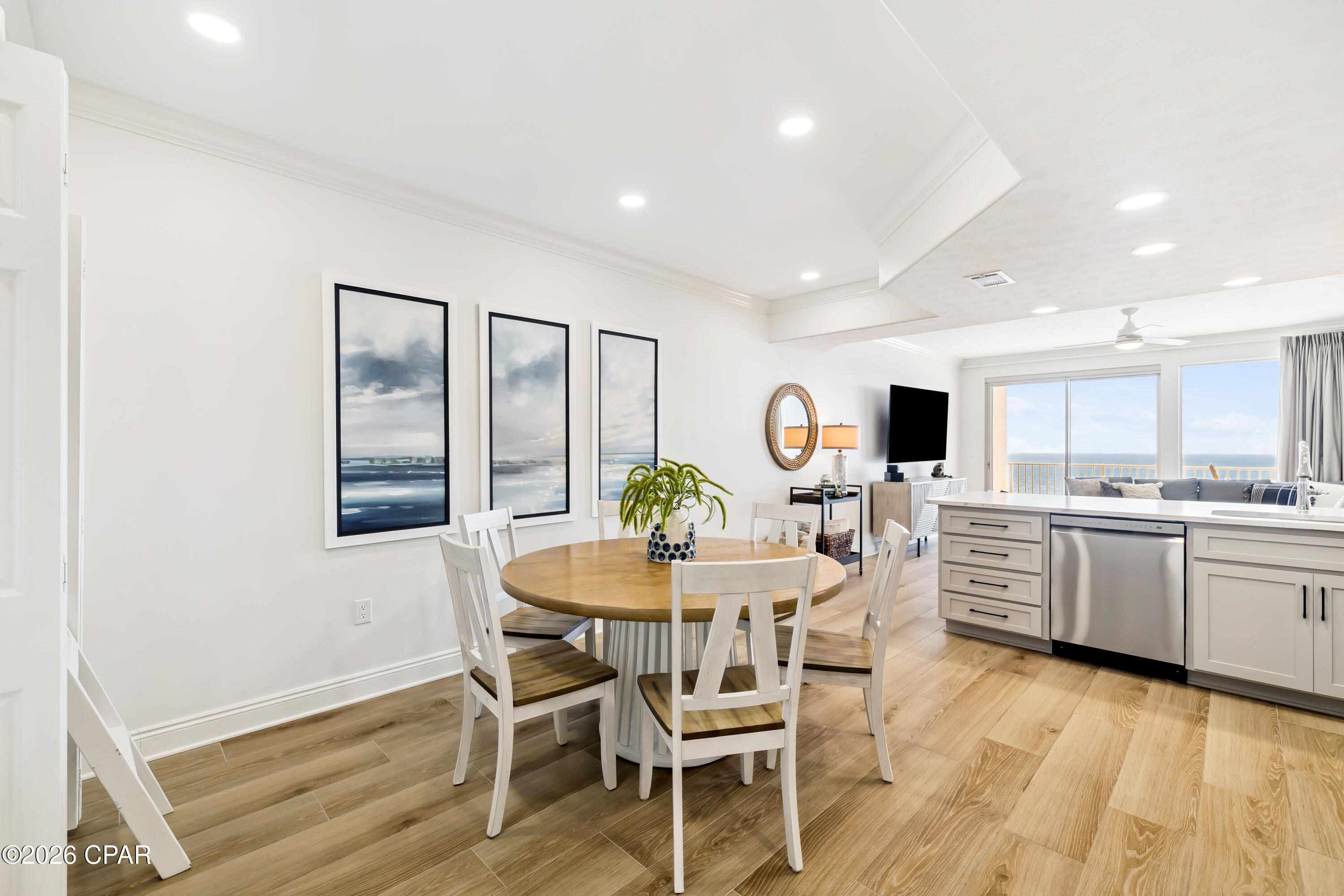 Image 22 For 5004 Thomas Drive 811