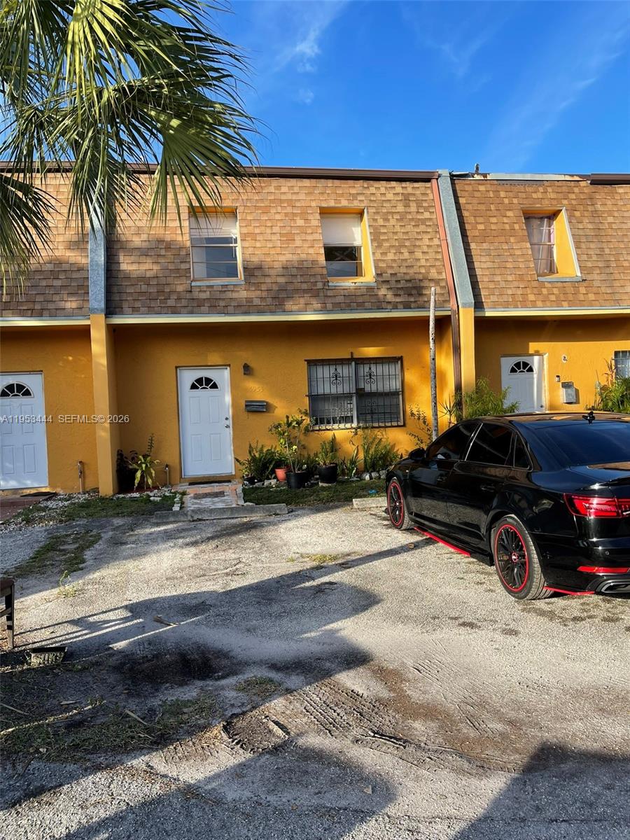 Sunrise Towne Preferred 4