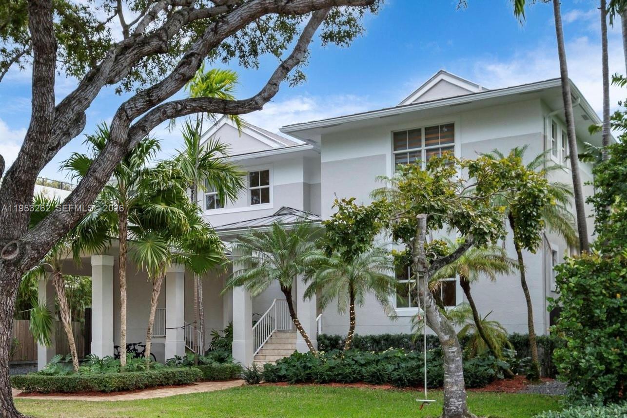 164 Mashta Dr, Key Biscayne, Florida 33149