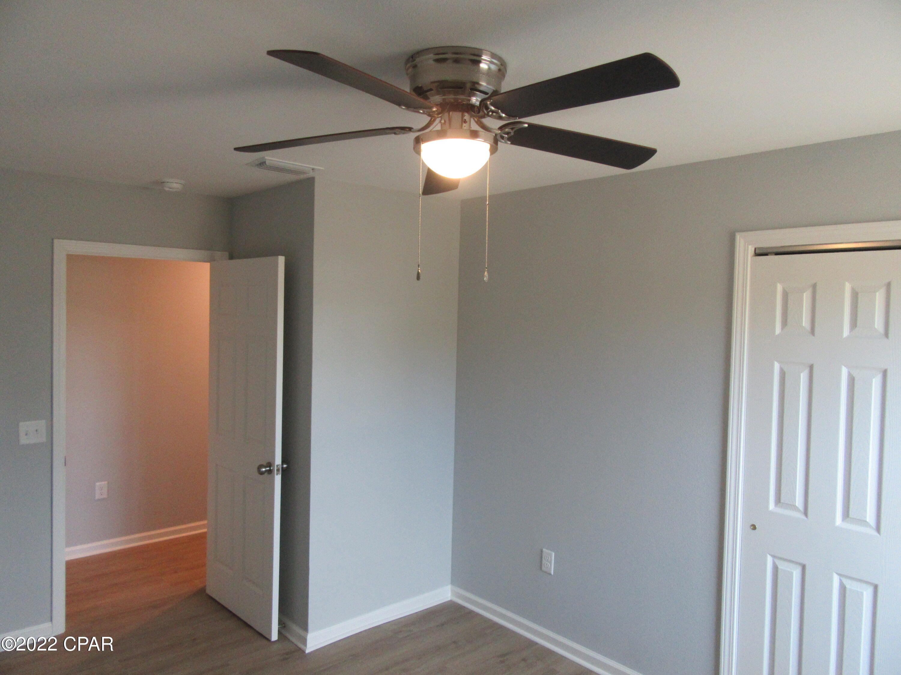 Image 11 For 1132 Mulberry Avenue #b