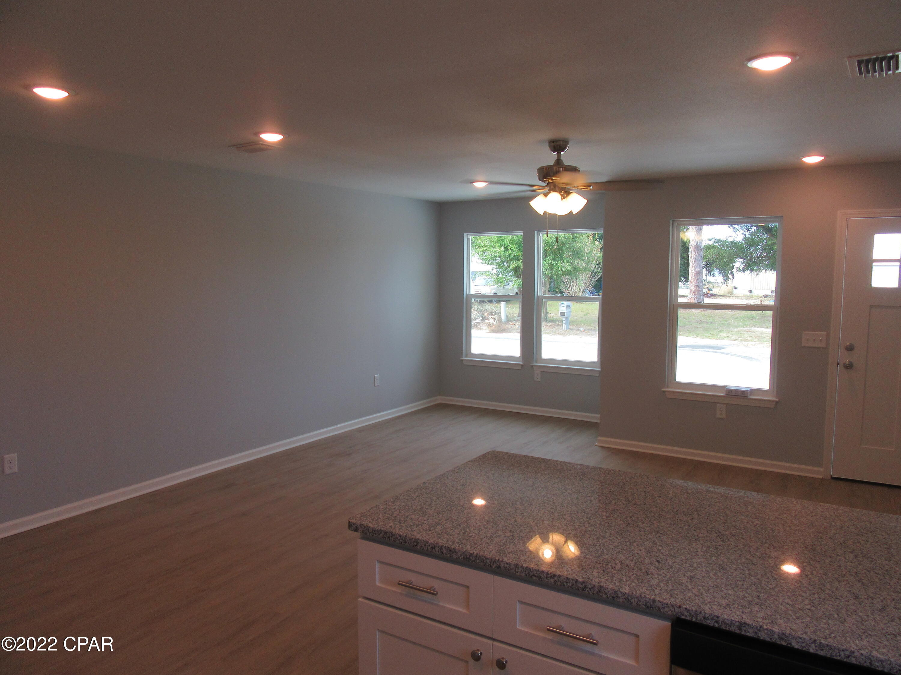 Image 2 For 1132 Mulberry Avenue #b