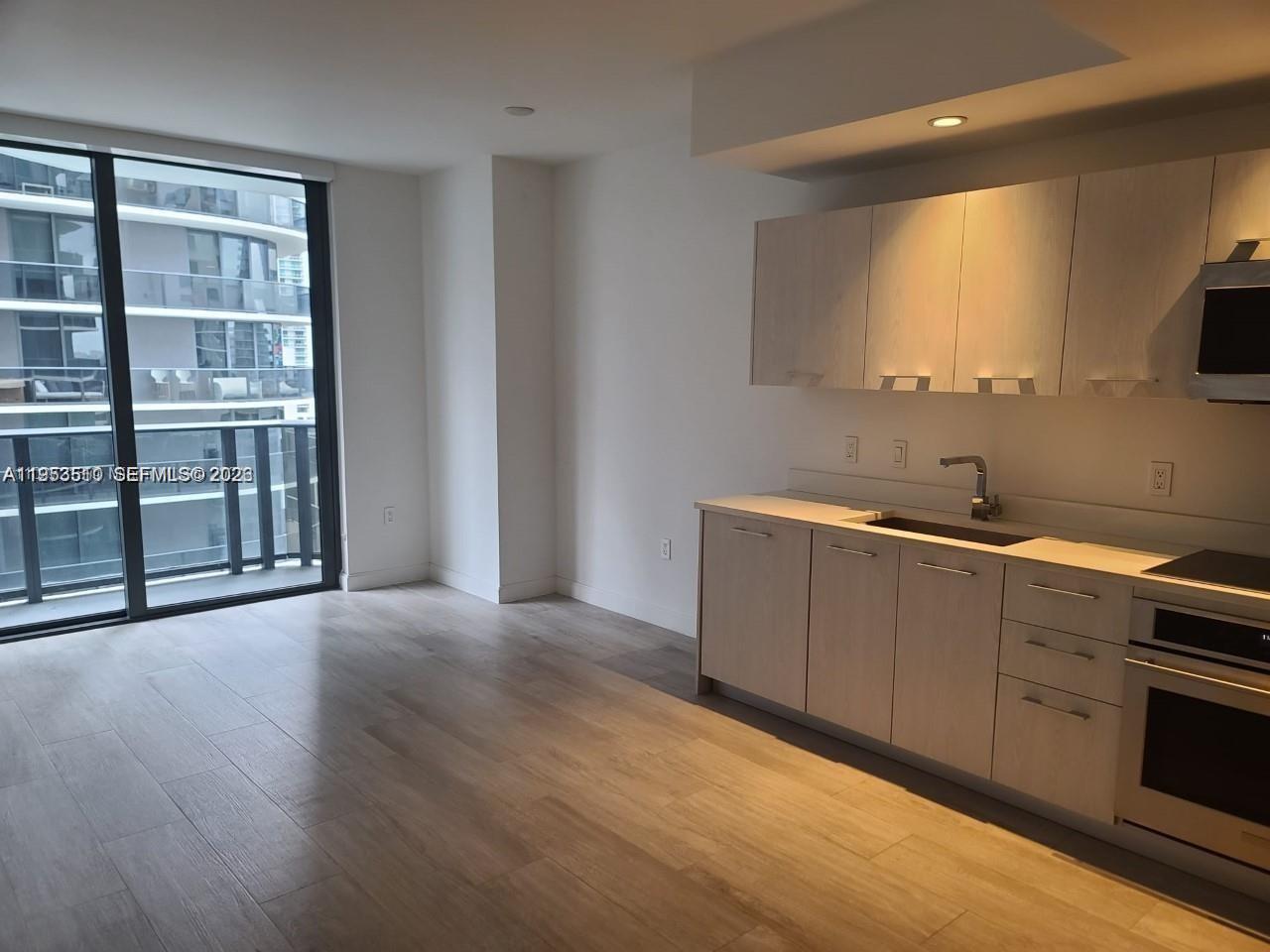 Condo for Rent in Miami, FL