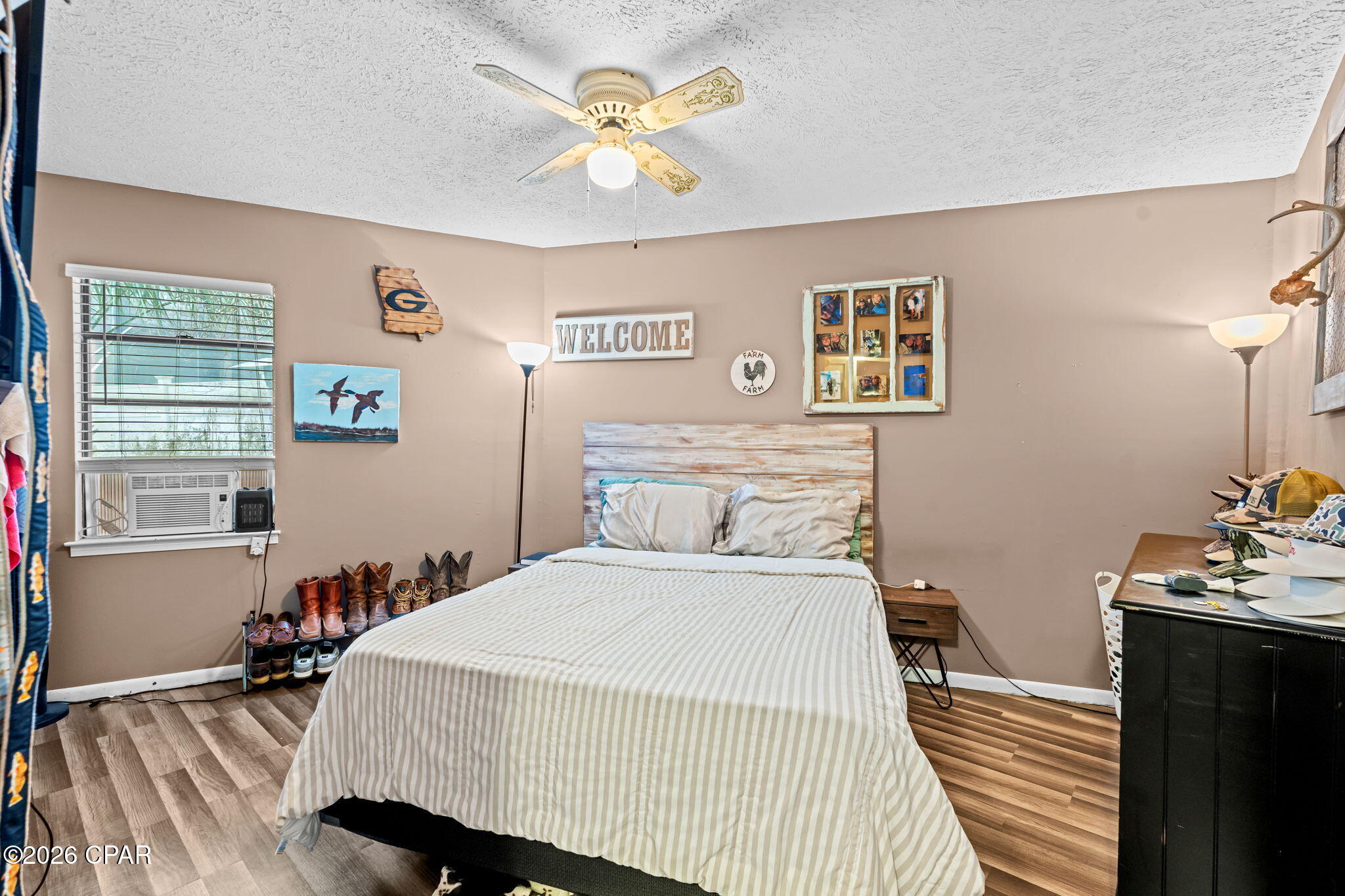 Image 20 For 13801 Bay Avenue