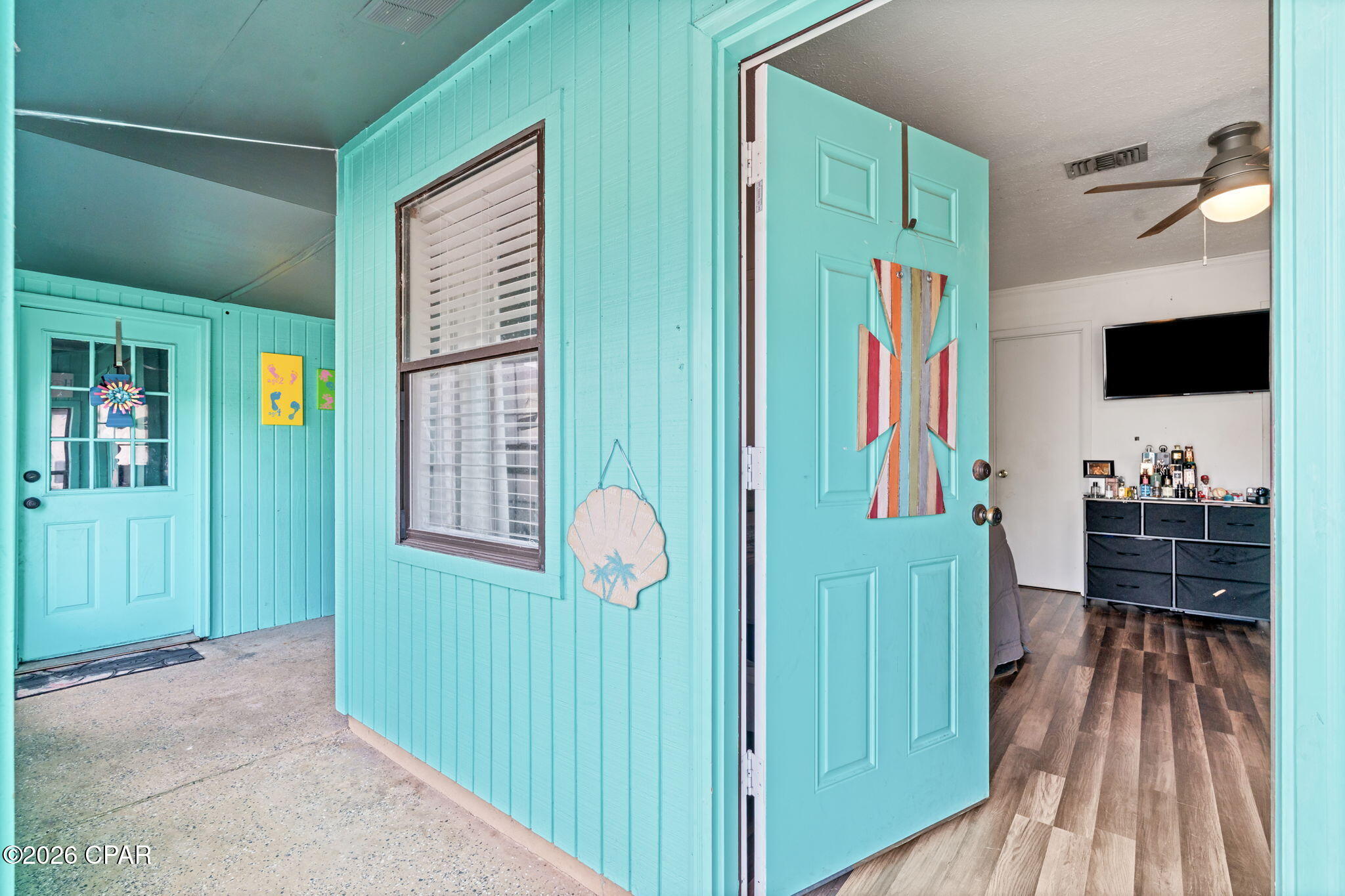 Image 26 For 13801 Bay Avenue