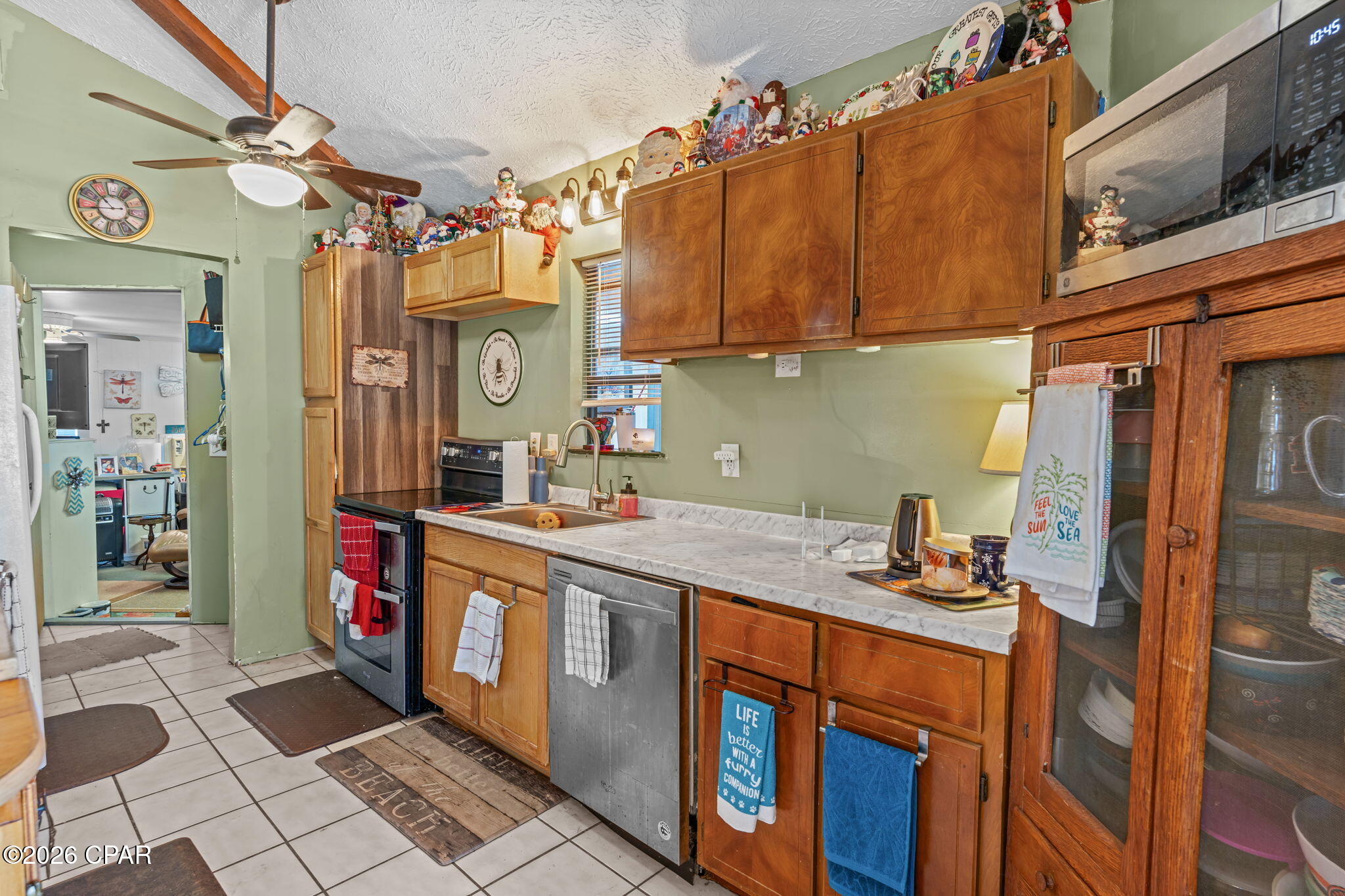 Image 38 For 13801 Bay Avenue