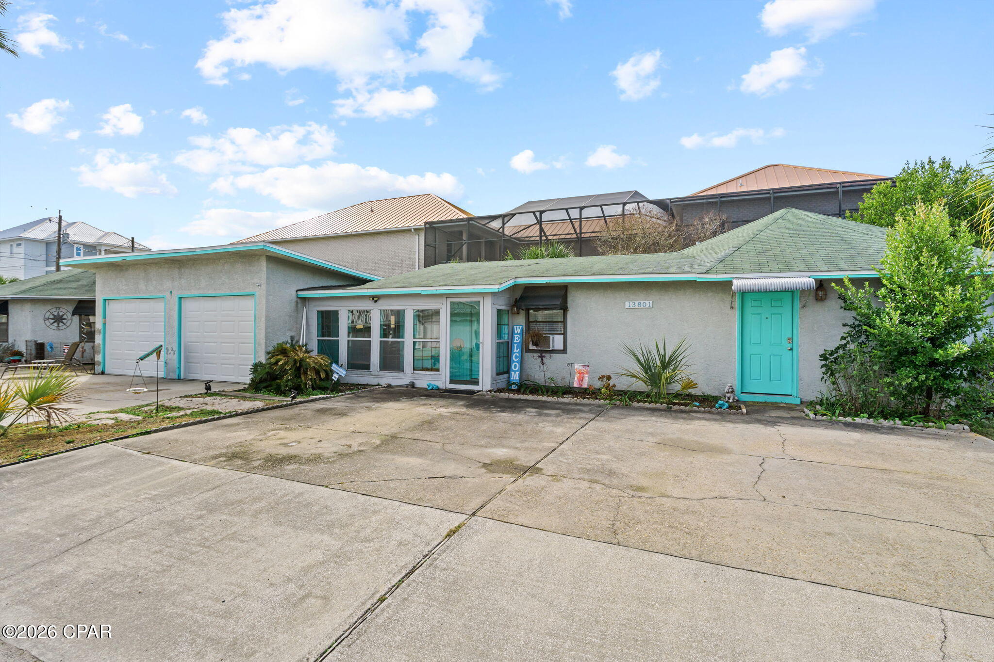 Listing photo id 52 for 13801 Bay Avenue