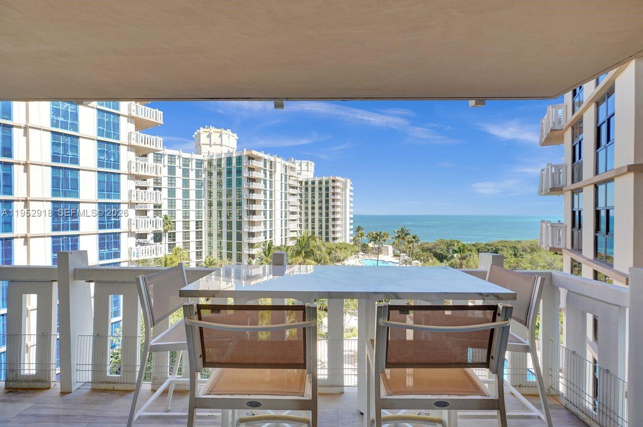 Towers Of Key Biscayne Co