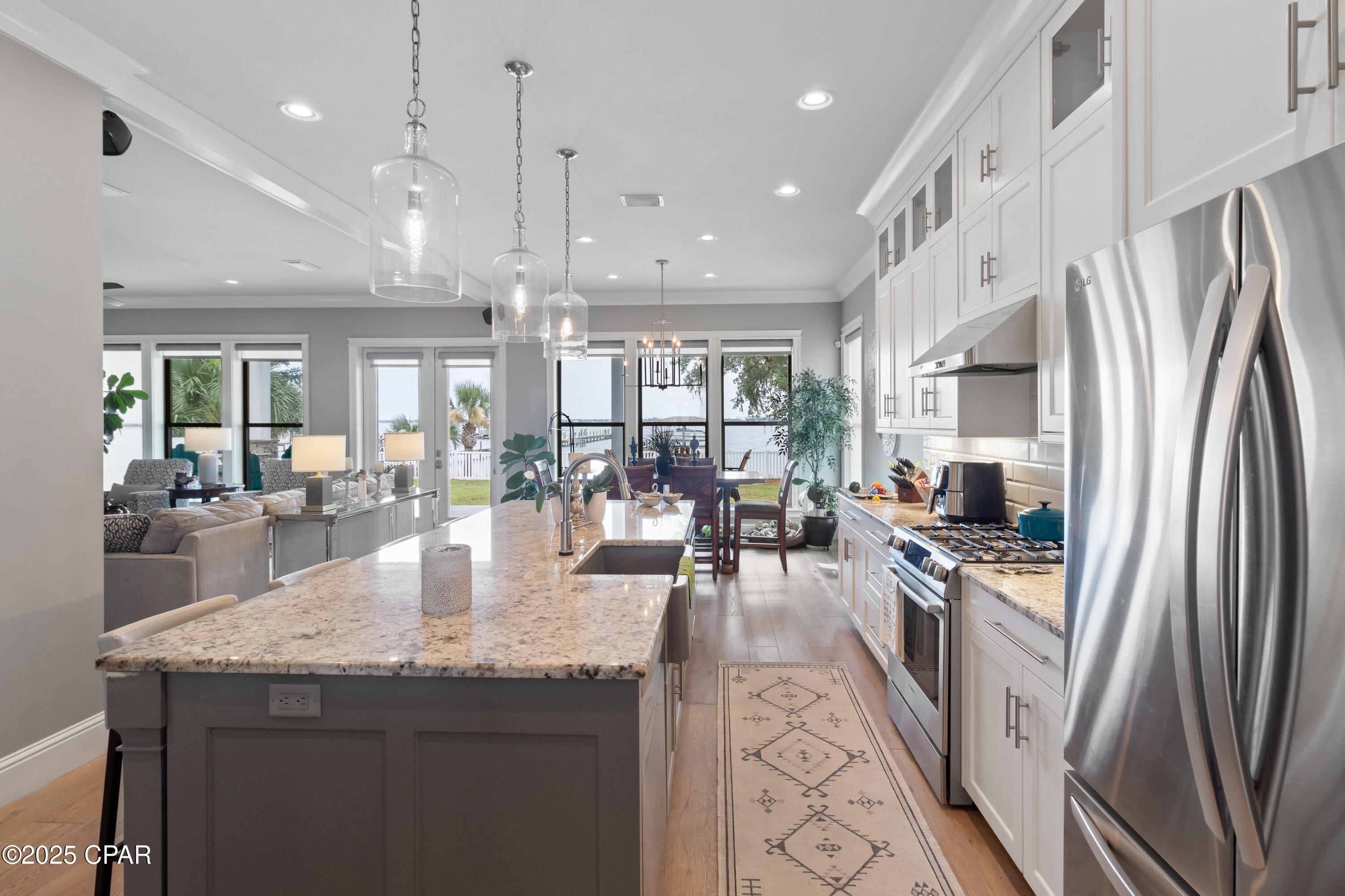 Image 12 For 435 Bay Shore Drive