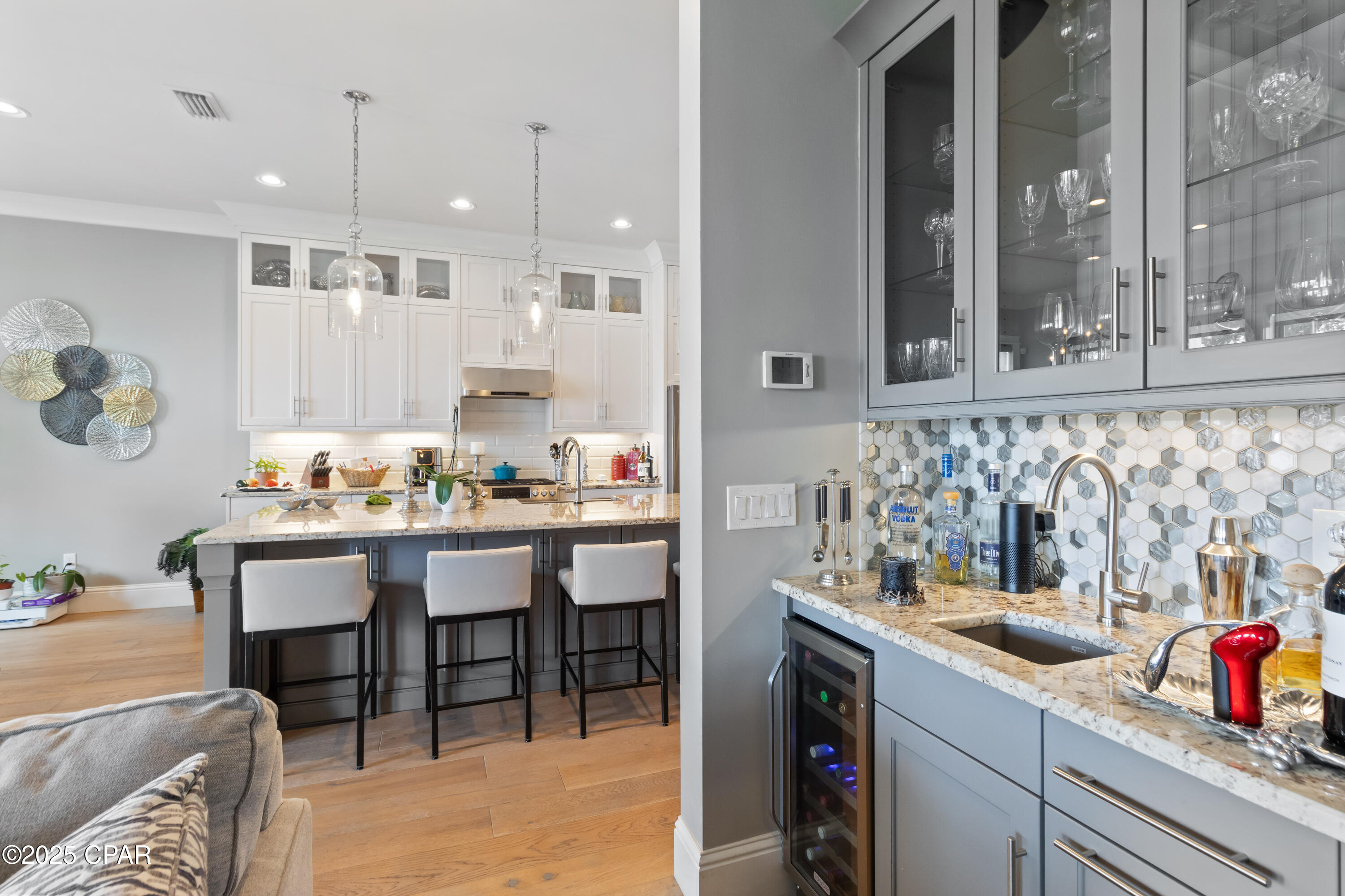 Image 17 For 435 Bay Shore Drive