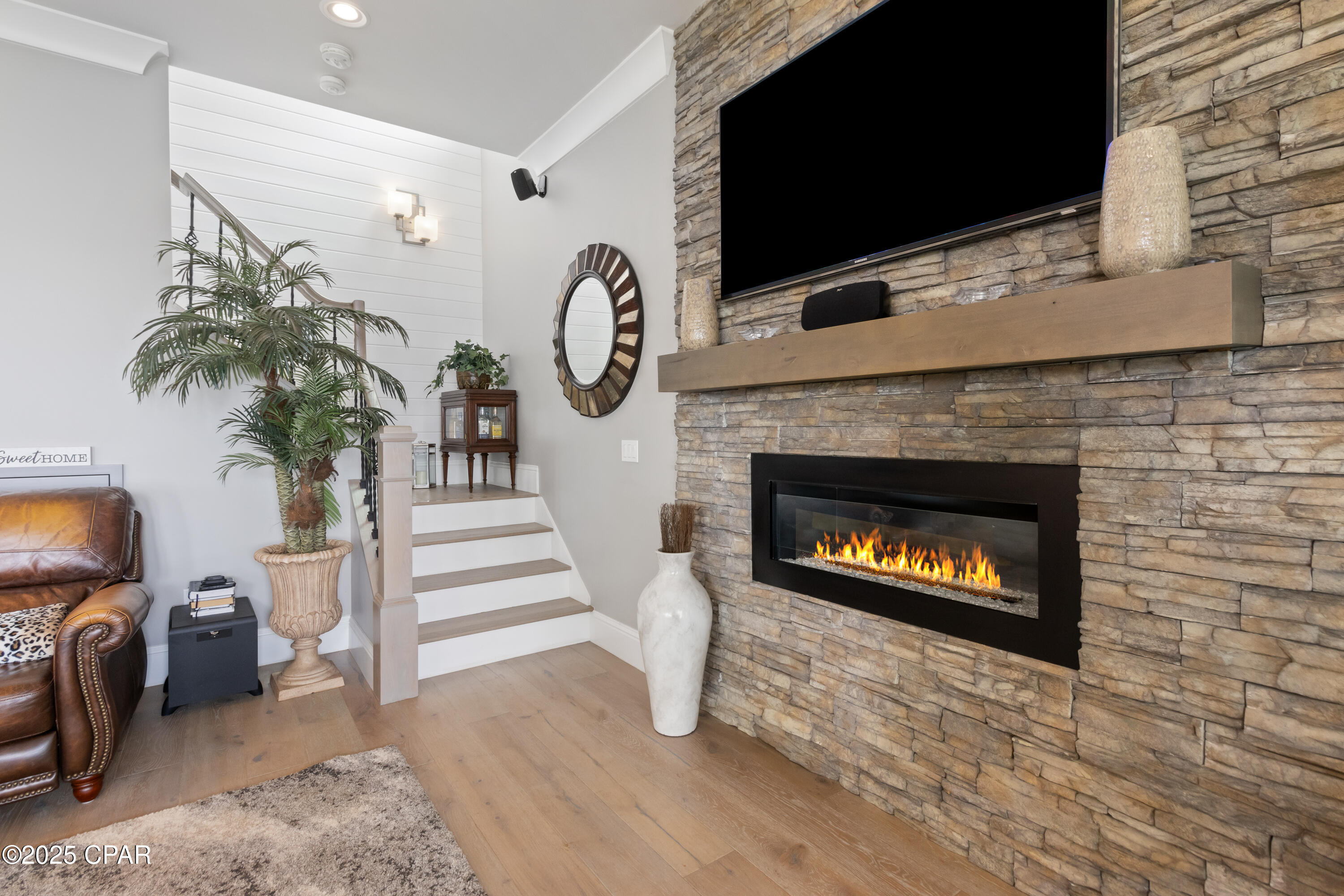 Image 9 For 435 Bay Shore Drive