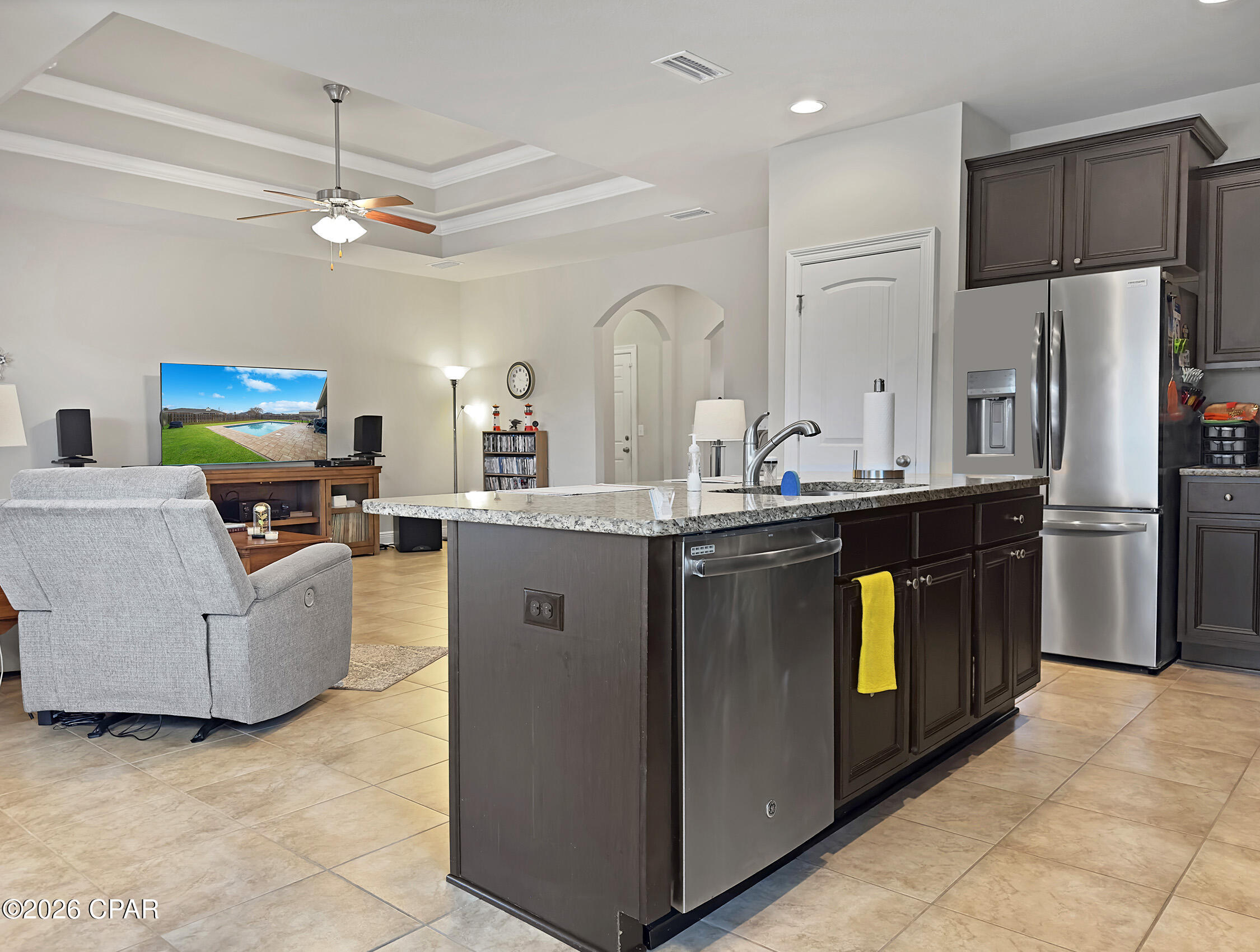 Listing photo id 11 for 5005 Maggie Lane