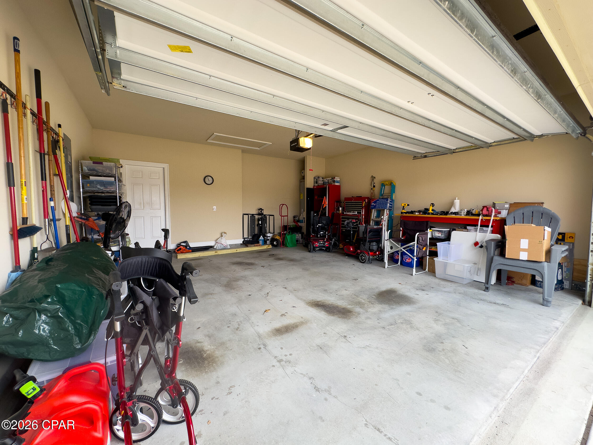 Listing photo id 39 for 5005 Maggie Lane