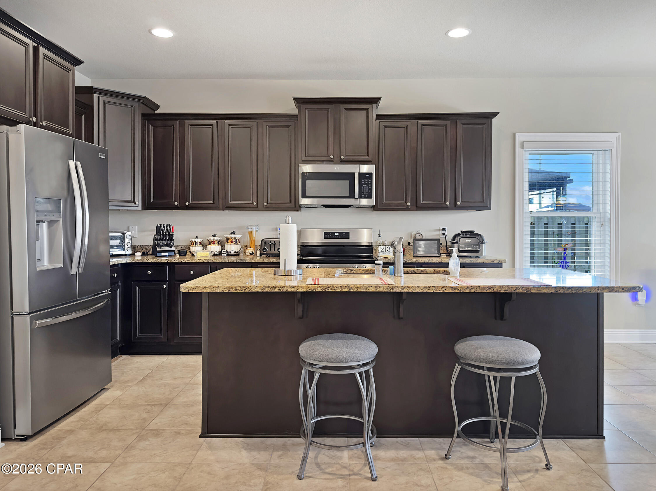 Listing photo id 5 for 5005 Maggie Lane