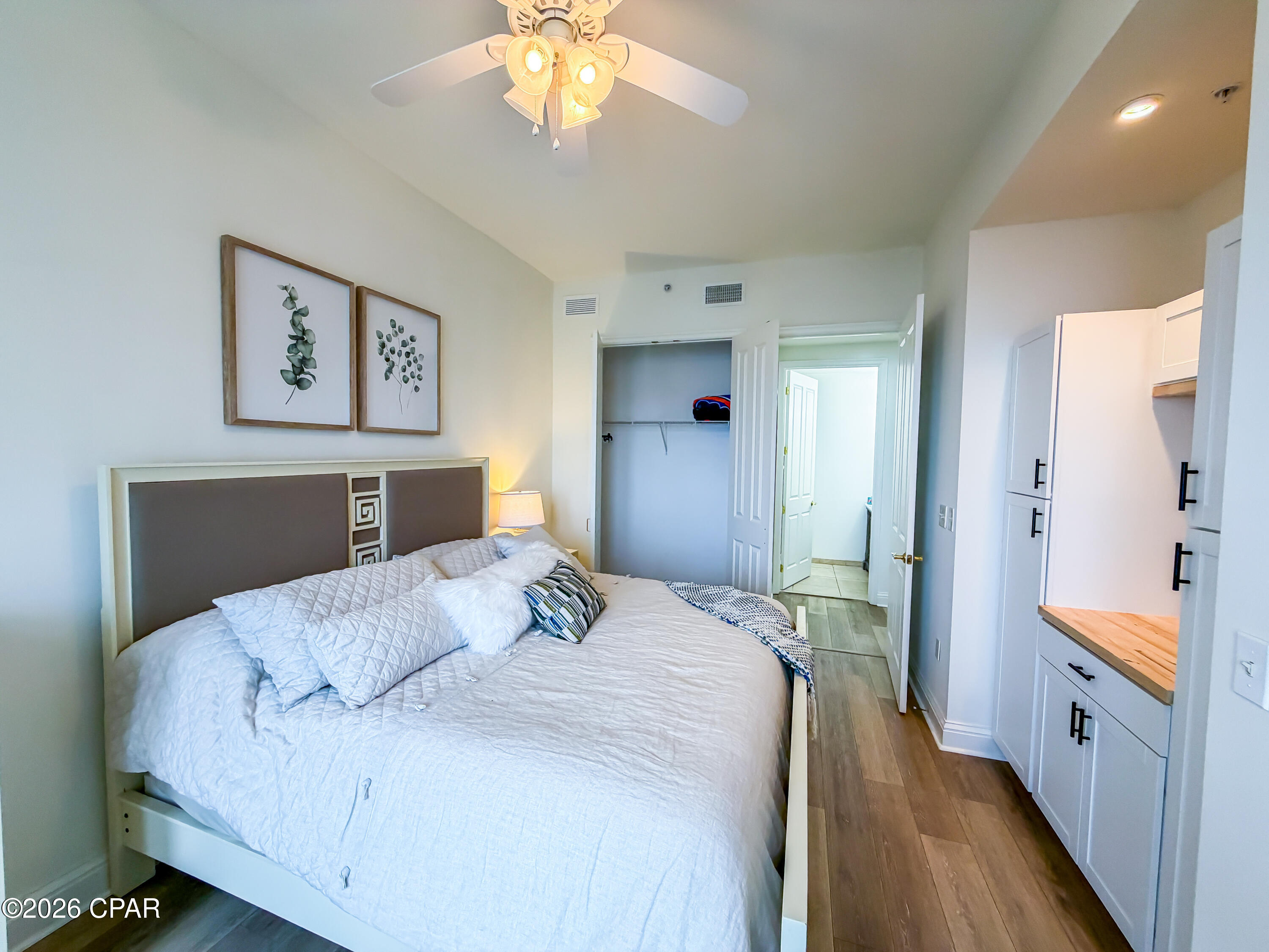 Image 17 For 4050 Marriott Drive 3707