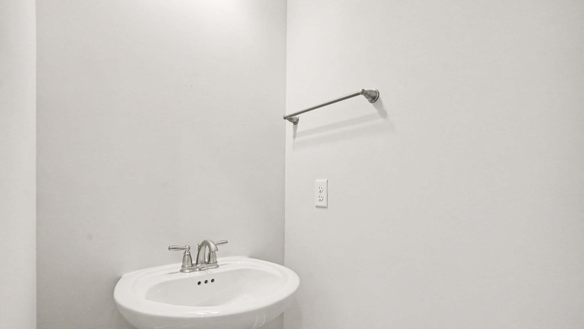 2602456 | Photo 21
