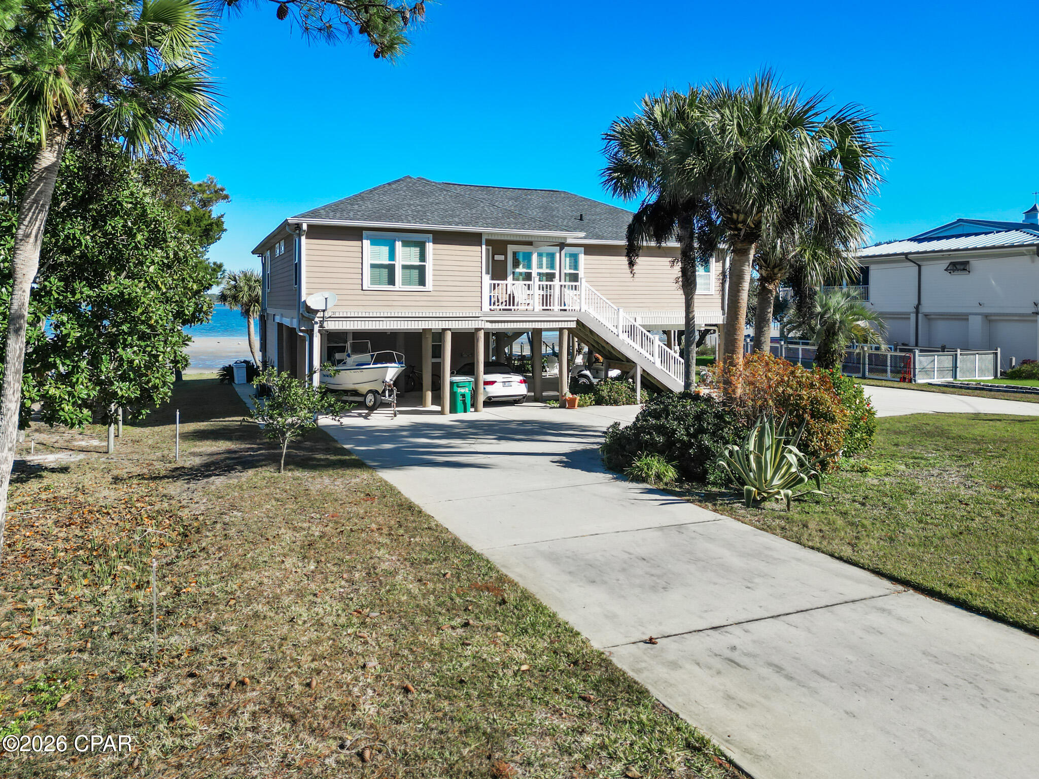 Listing photo id 10 for 1484 Alligator Drive