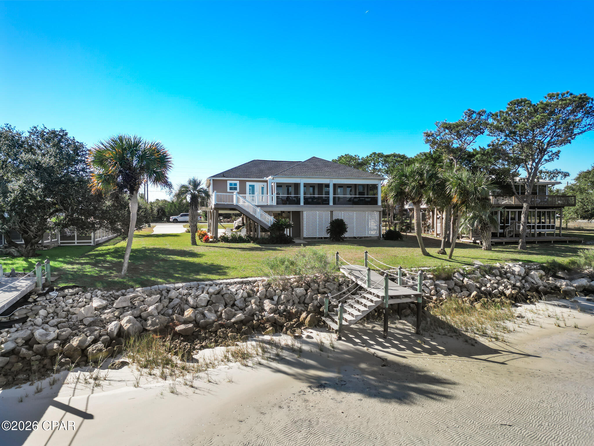 Listing photo id 19 for 1484 Alligator Drive