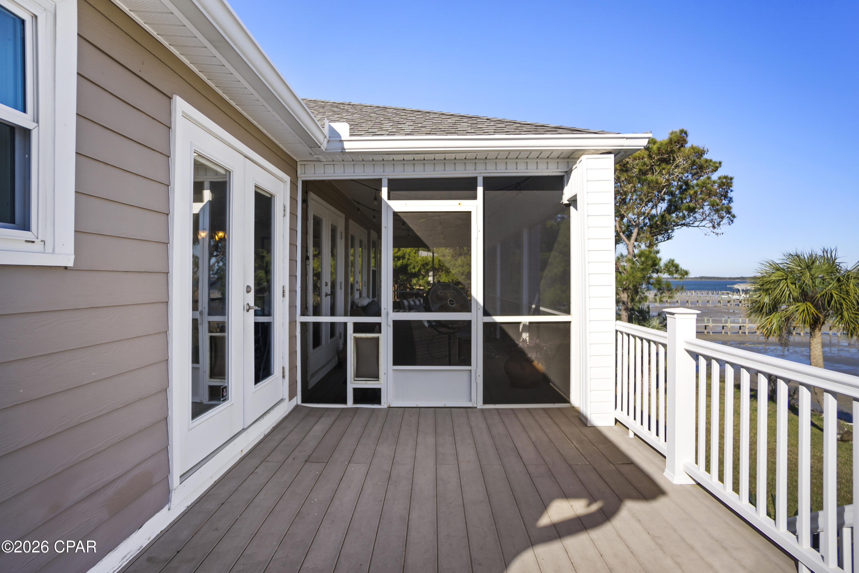 Listing photo id 21 for 1484 Alligator Drive