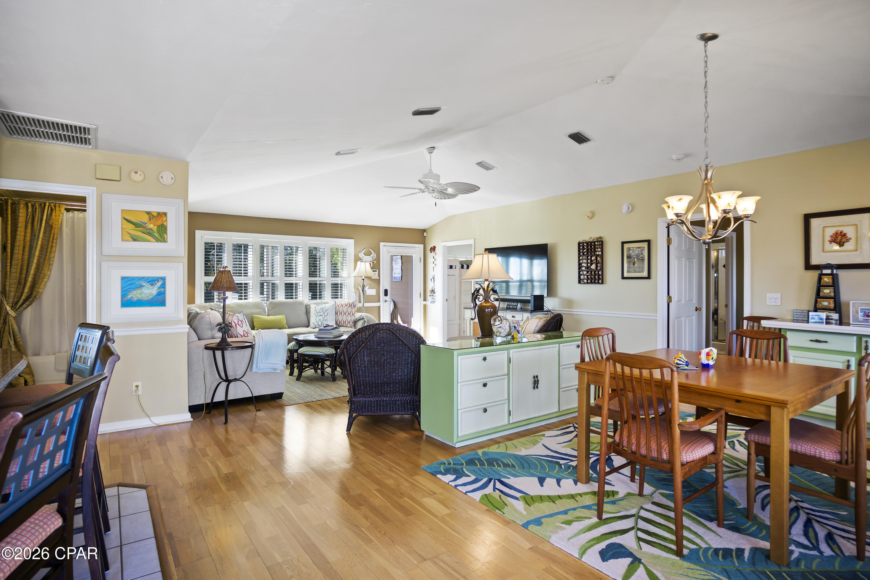 Listing photo id 38 for 1484 Alligator Drive