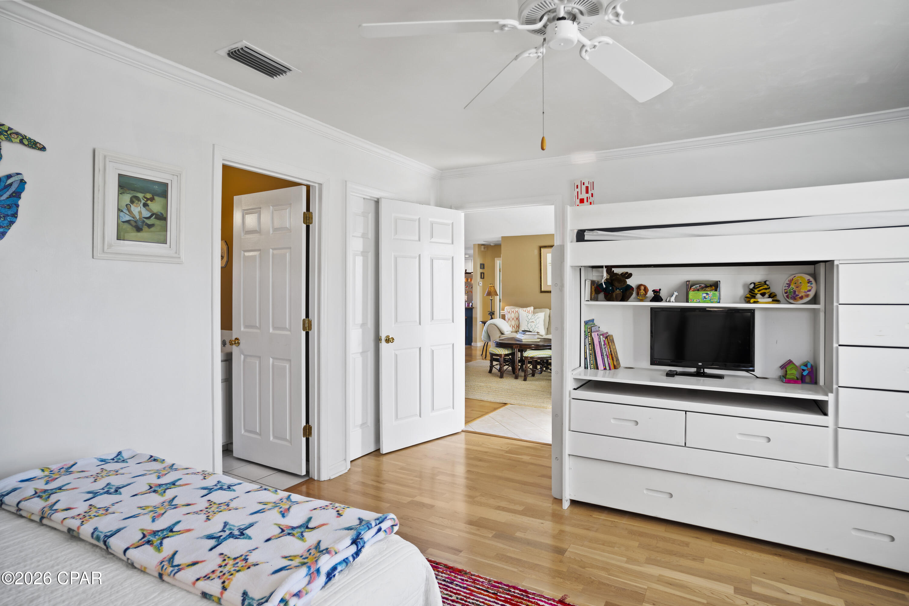 Listing photo id 52 for 1484 Alligator Drive