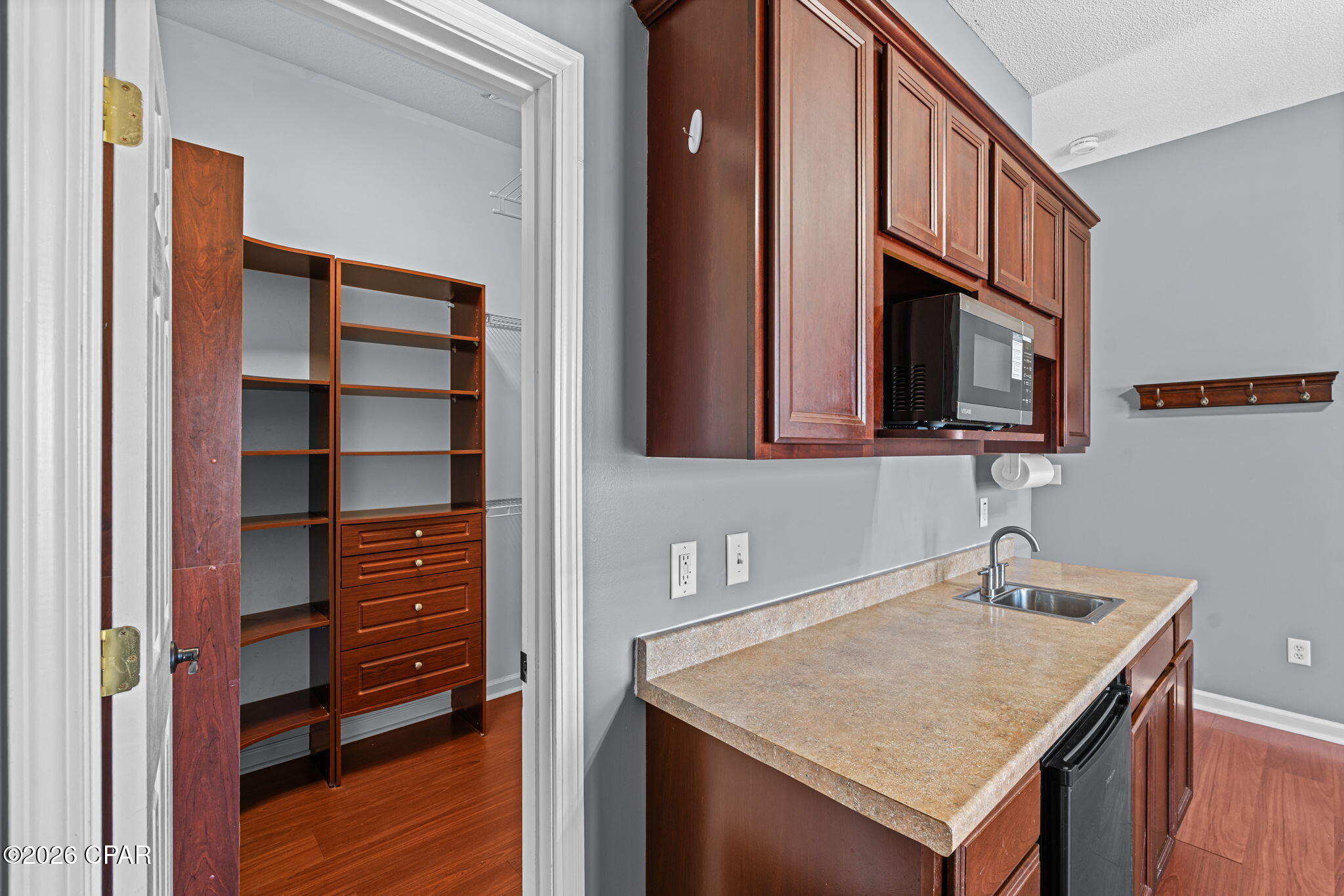 Image 24 For 744 Cottonwood Court