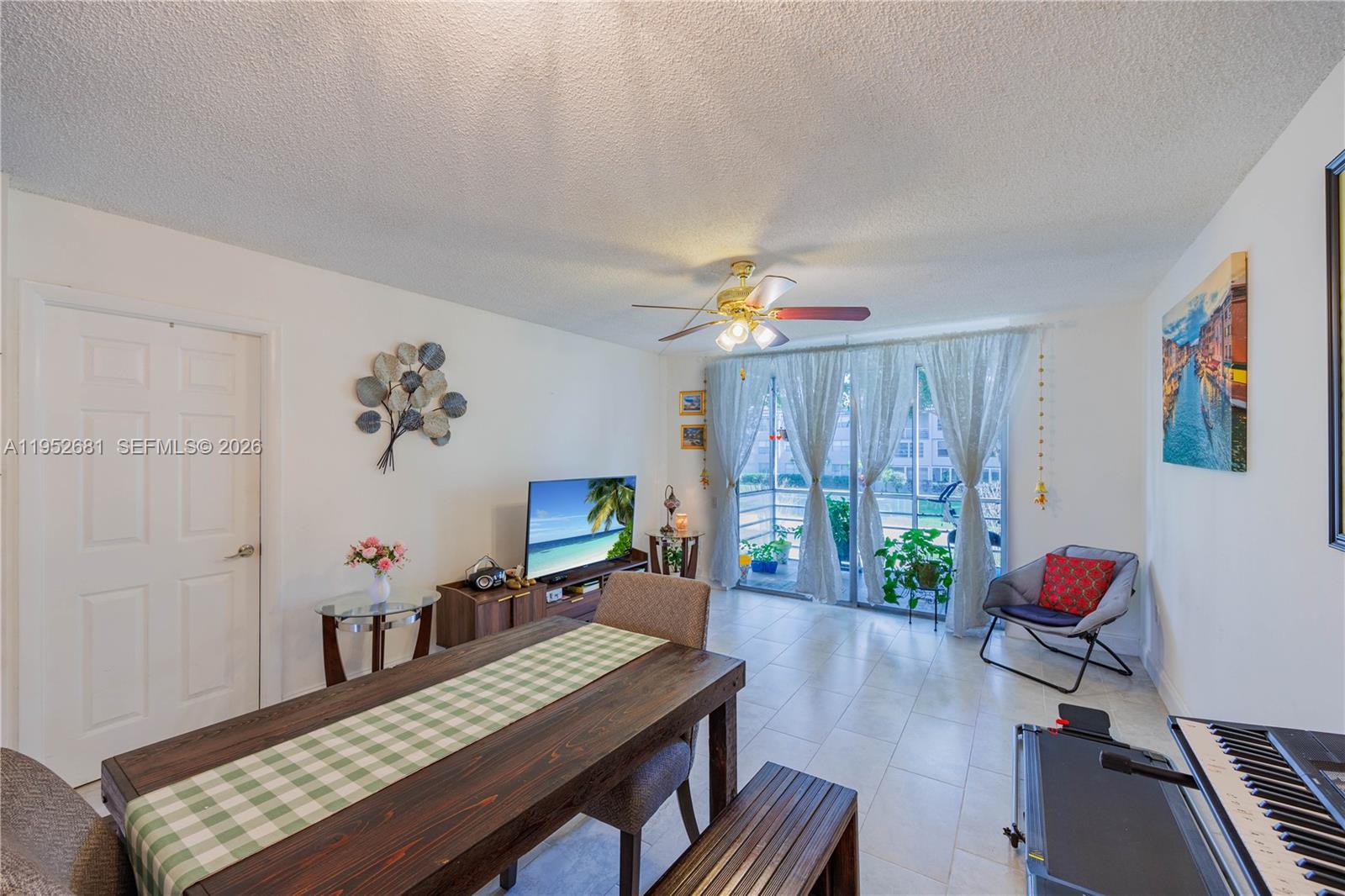 Lime Bay Condominium 6