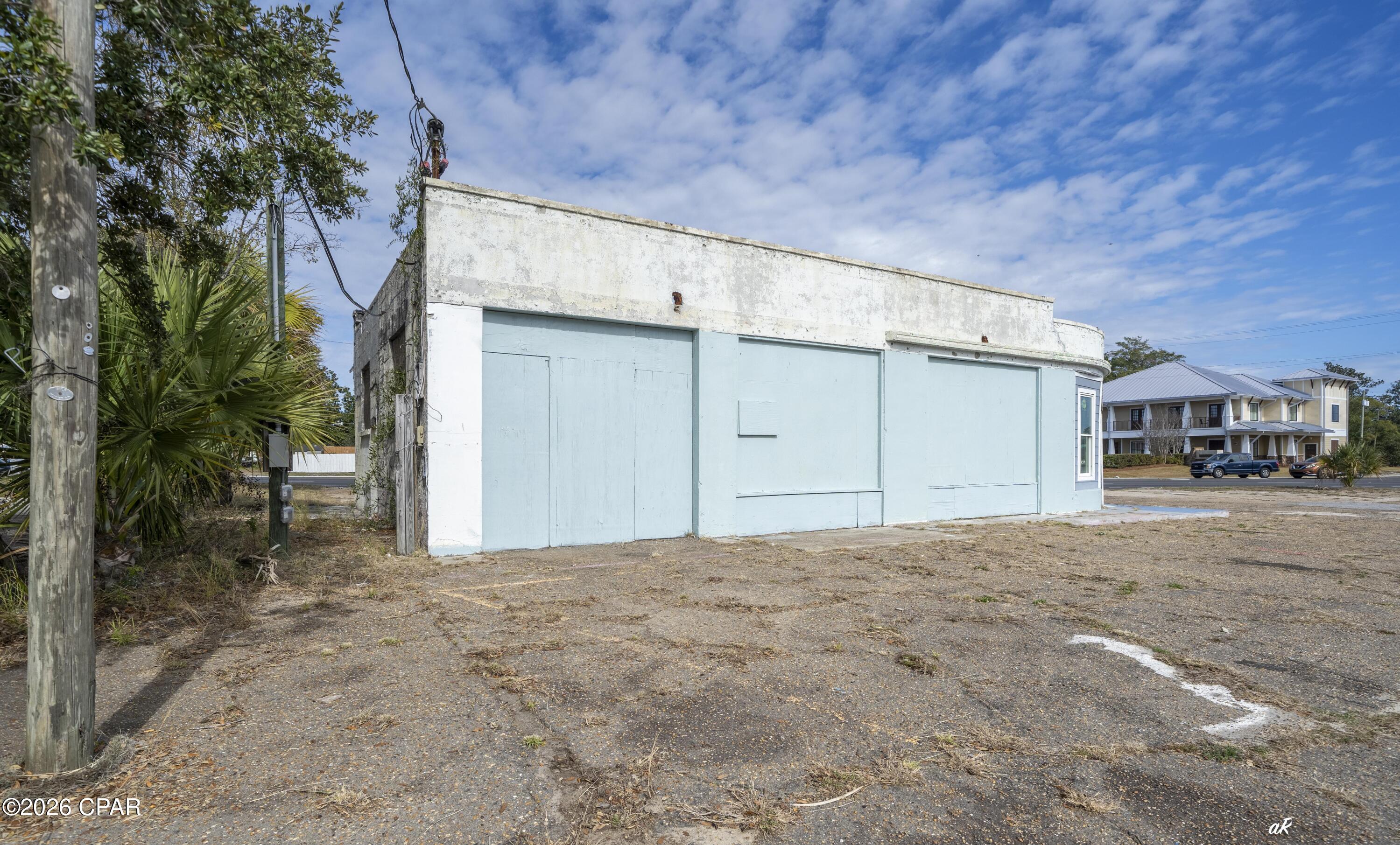 Image 17 For 2805 W 15th Street