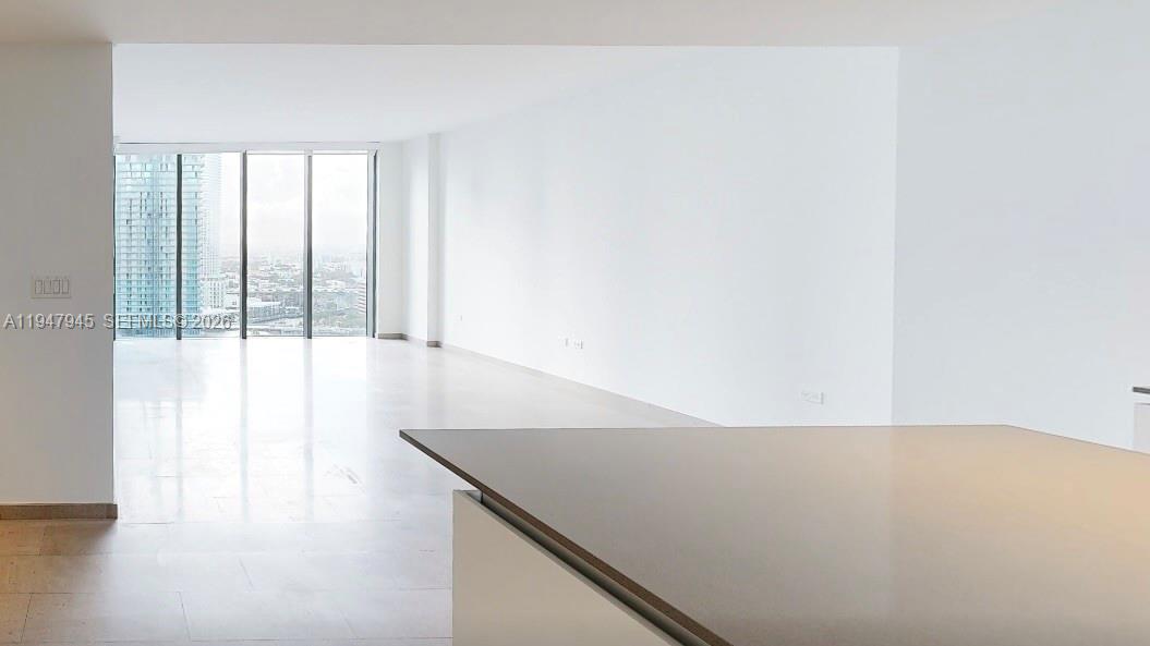 Elegant, modern, and beautiful property for sale in Reach at Brickell City Center. Enjoy all the state-of-the-art amenities. Private access to the mall. Complimentary valet to the guests. IMMACULATE 21st TH FLOOR CONDO UNIT LOCATED IN THE HEART OF BRICKELL WITH ACCESS TO ALL THE BEST SHOPPING AND RESTAURANTS MIAMI HAS TO OFFER. @ BEDS, 2BATHS AND UNMATCHED VIEWS OF THE MIAMI RIVER AND SKYLINE. WORK AND PLAY IN ONE OF THE MOST DESIRED NEIGHBORHOODS IN MIAMI. Kitchen and Bathrooms feature Italfraft cabinetry and stone counter tops, Premium Bosh appliances, Master bedroom with private en-suite bathroom, Open concept layout with island, good investment, the best building in Brickell, has a tenant, the lease expires February 20th, 2026.