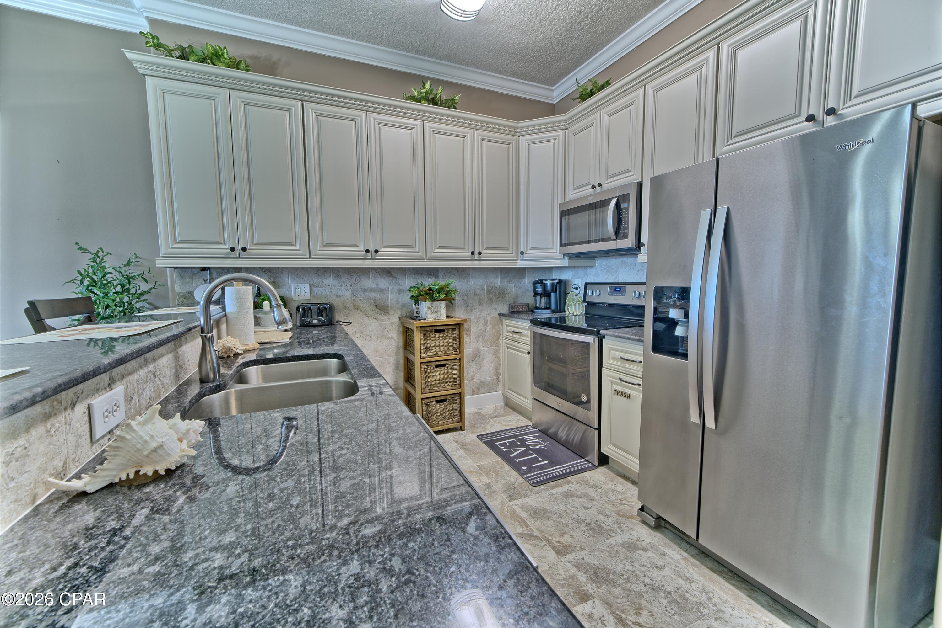 Image 26 For 14415 Front Beach Road 2003