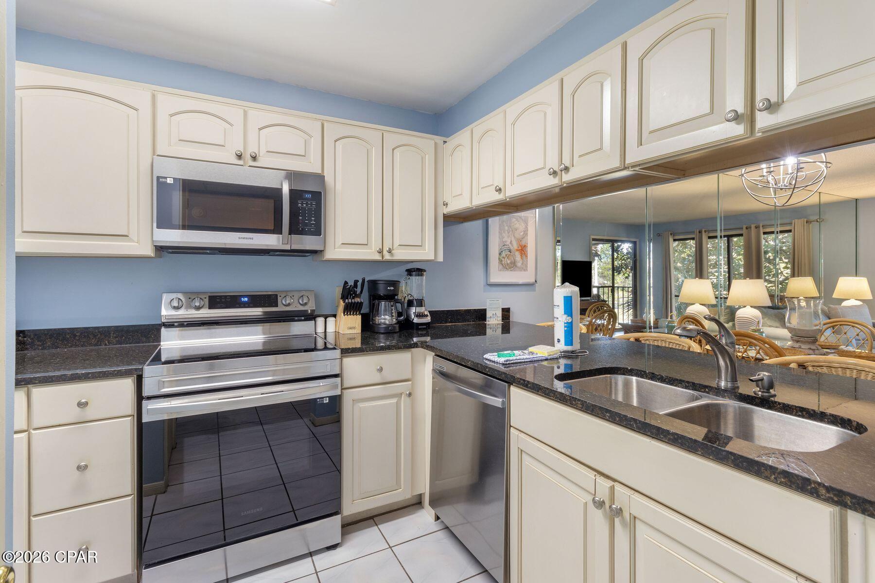 Image 15 For 520 Richard Jackson Boulevard 1607