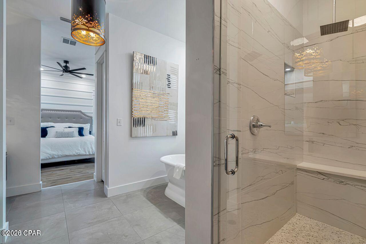 Image 13 For 20300 First Avenue