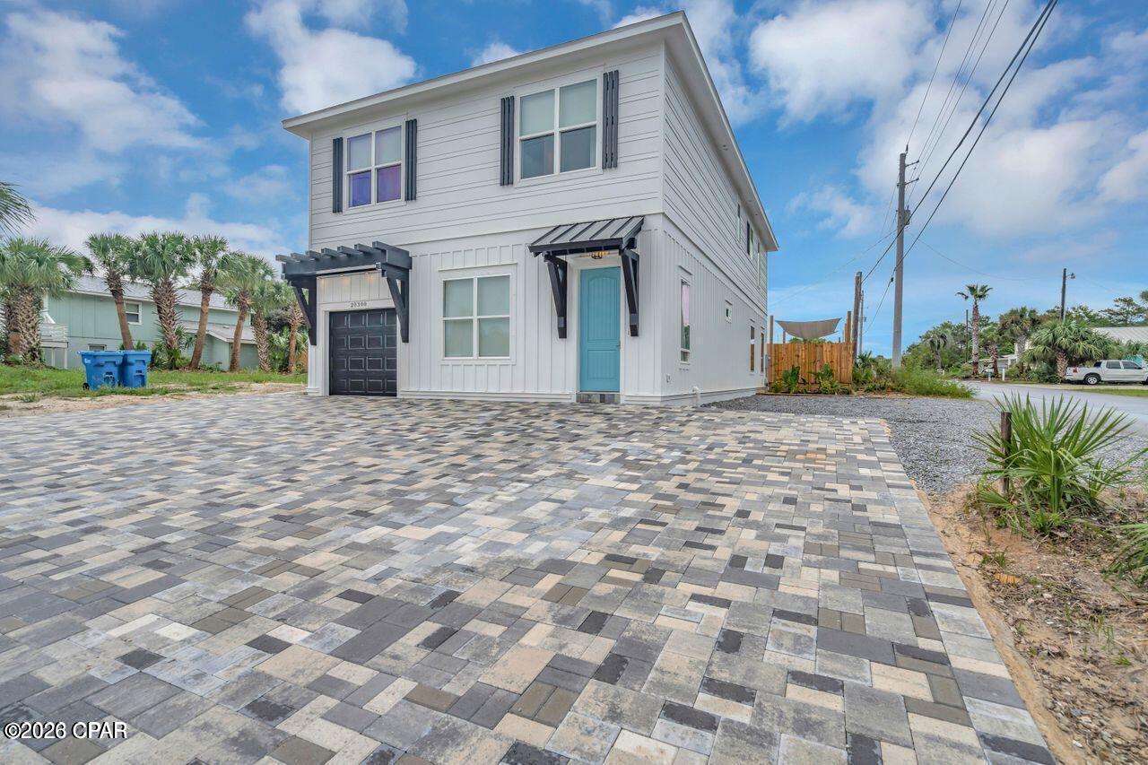 Image 24 For 20300 First Avenue