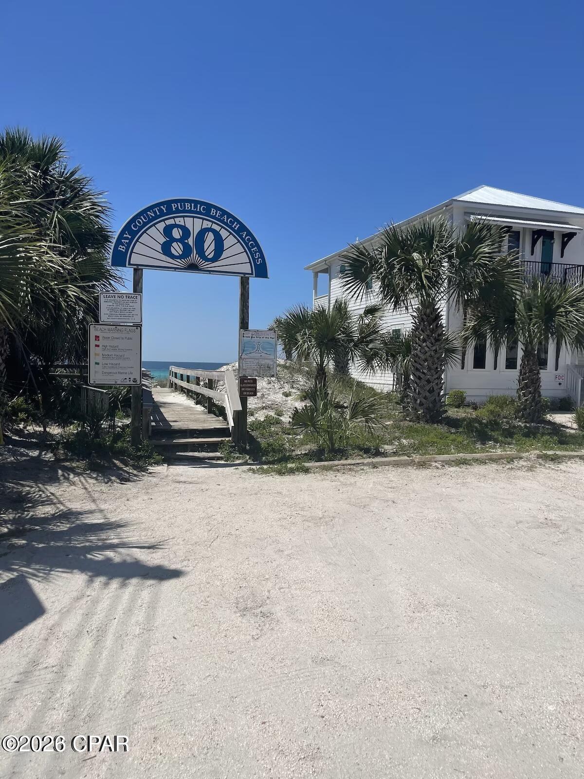 Image 25 For 20300 First Avenue