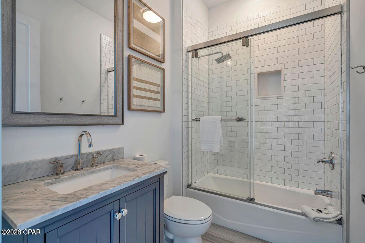 Image 8 For 20300 First Avenue