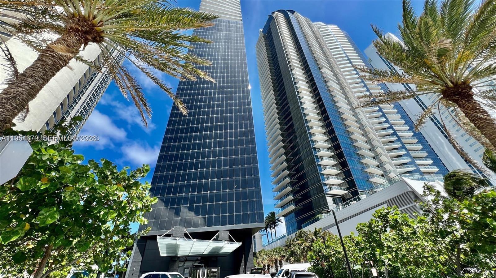 Apartamento para Alugar em Sunny Isles Beach, FL