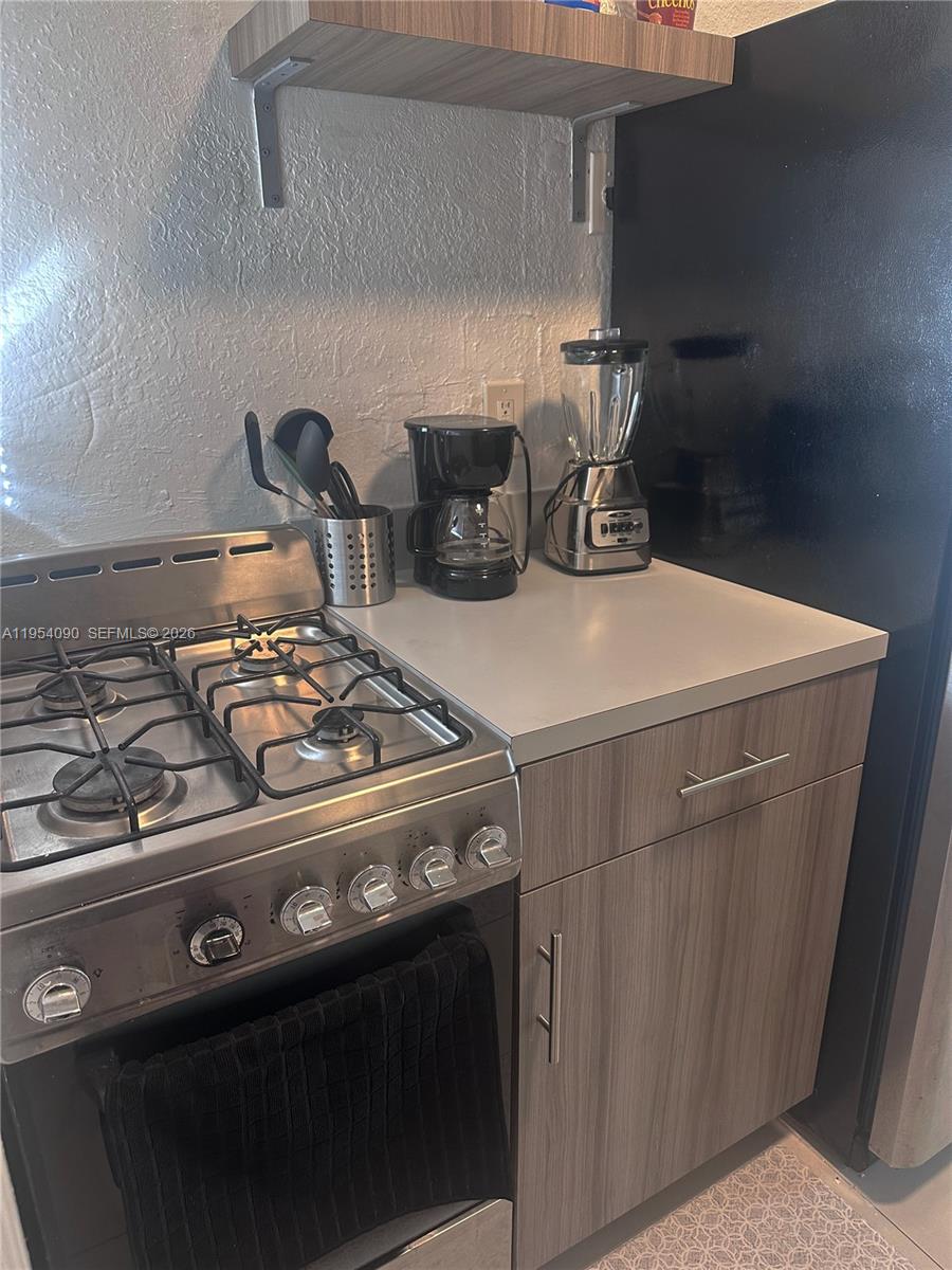 Lawrence Est Land Cos Sub